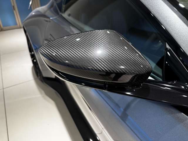 アストンマーティン V12ヴァンテージ