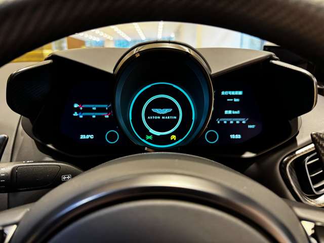 アストンマーティン V12ヴァンテージ