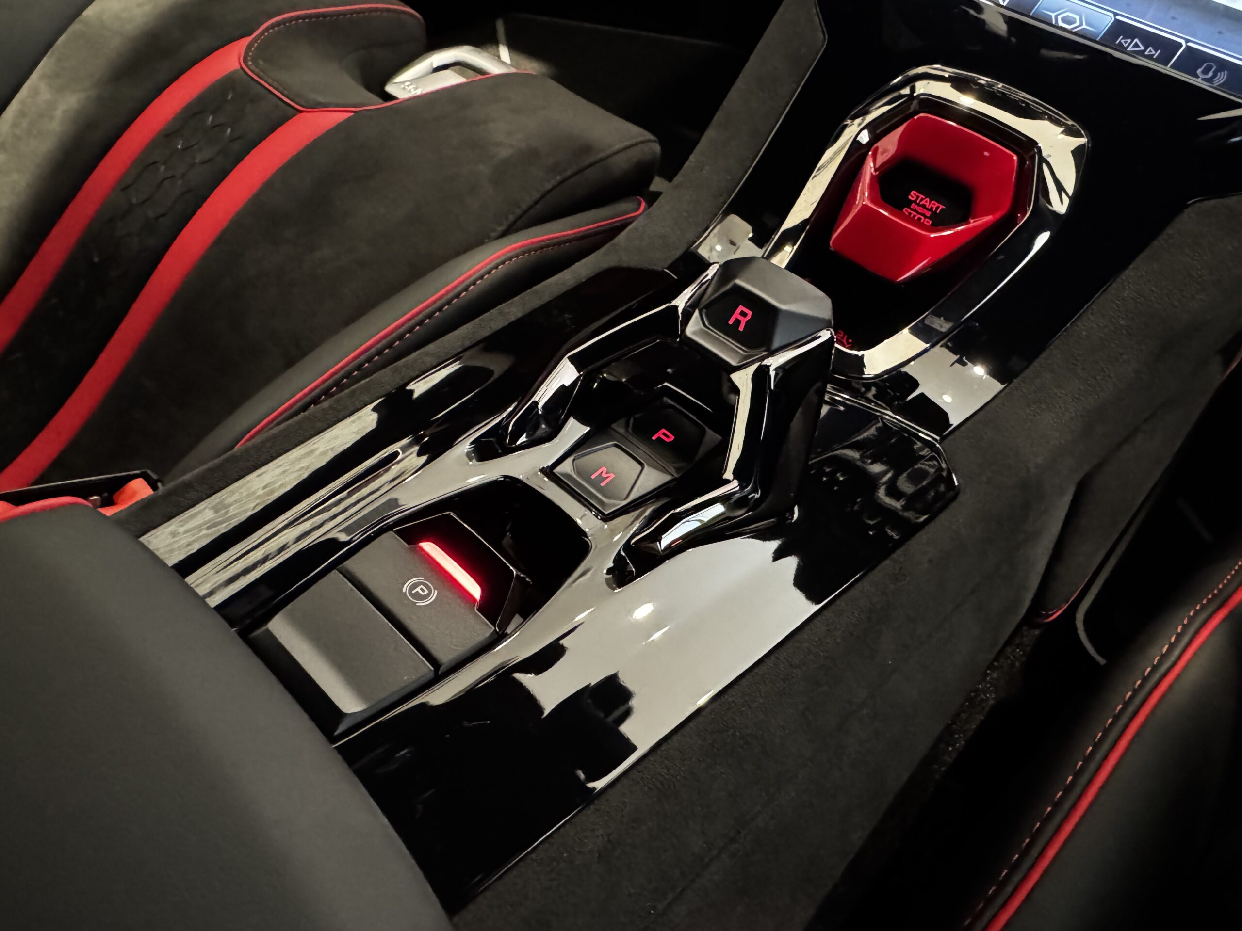 ランボルギーニ　ウラカンテクニカ　60th　限定車