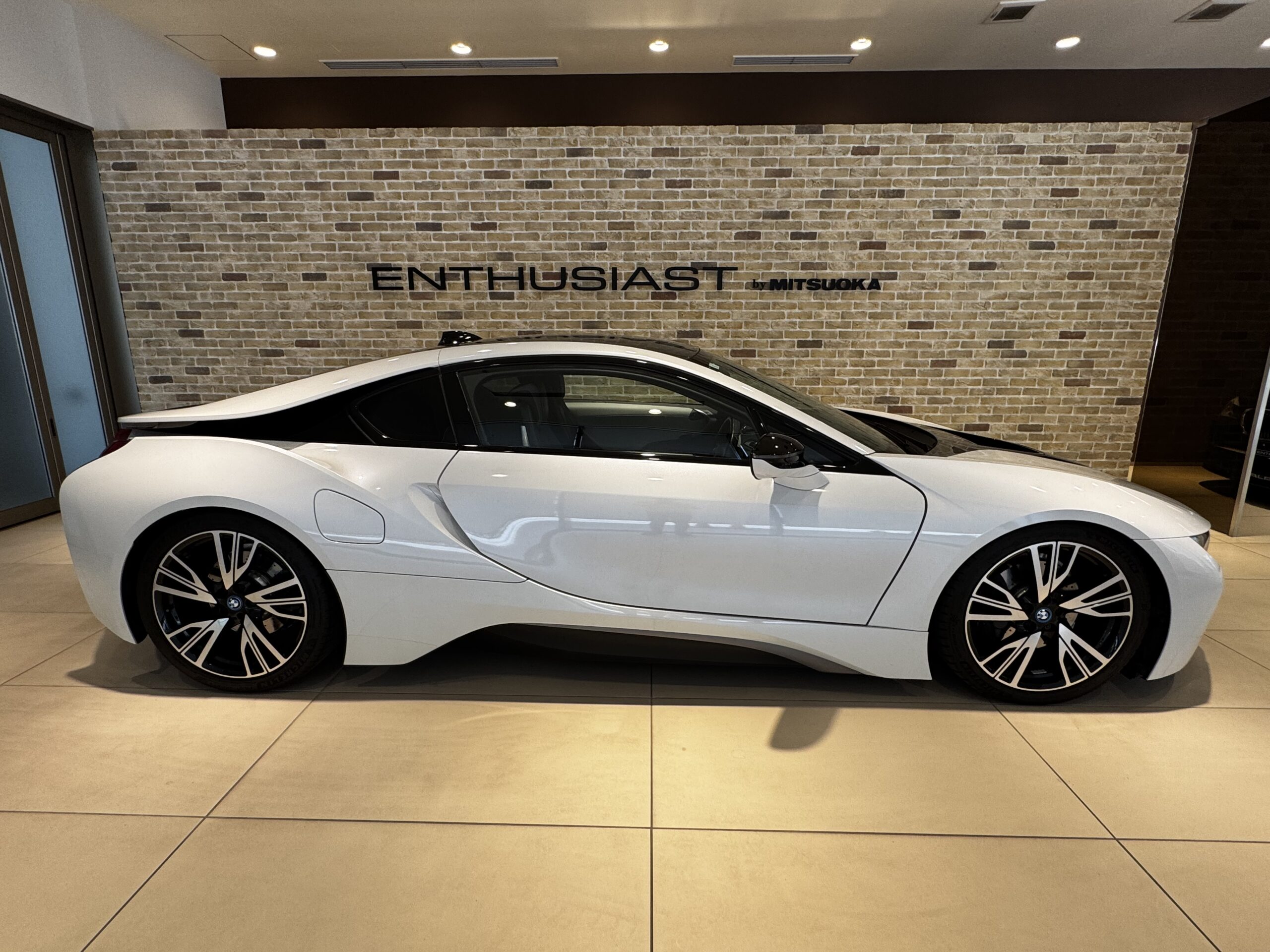 BMW i8 ベースモデル