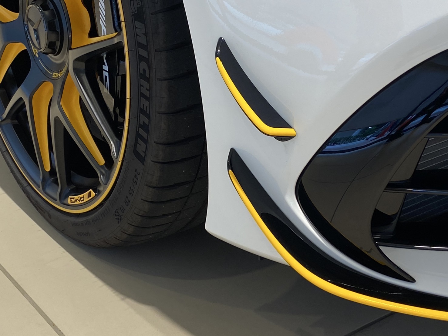 ﾒﾙｾﾃﾞｽAMG A45S 4ﾏﾁｯｸﾌﾟﾗｽ ﾌｧｲﾅﾙｴﾃﾞｨｼｮﾝ