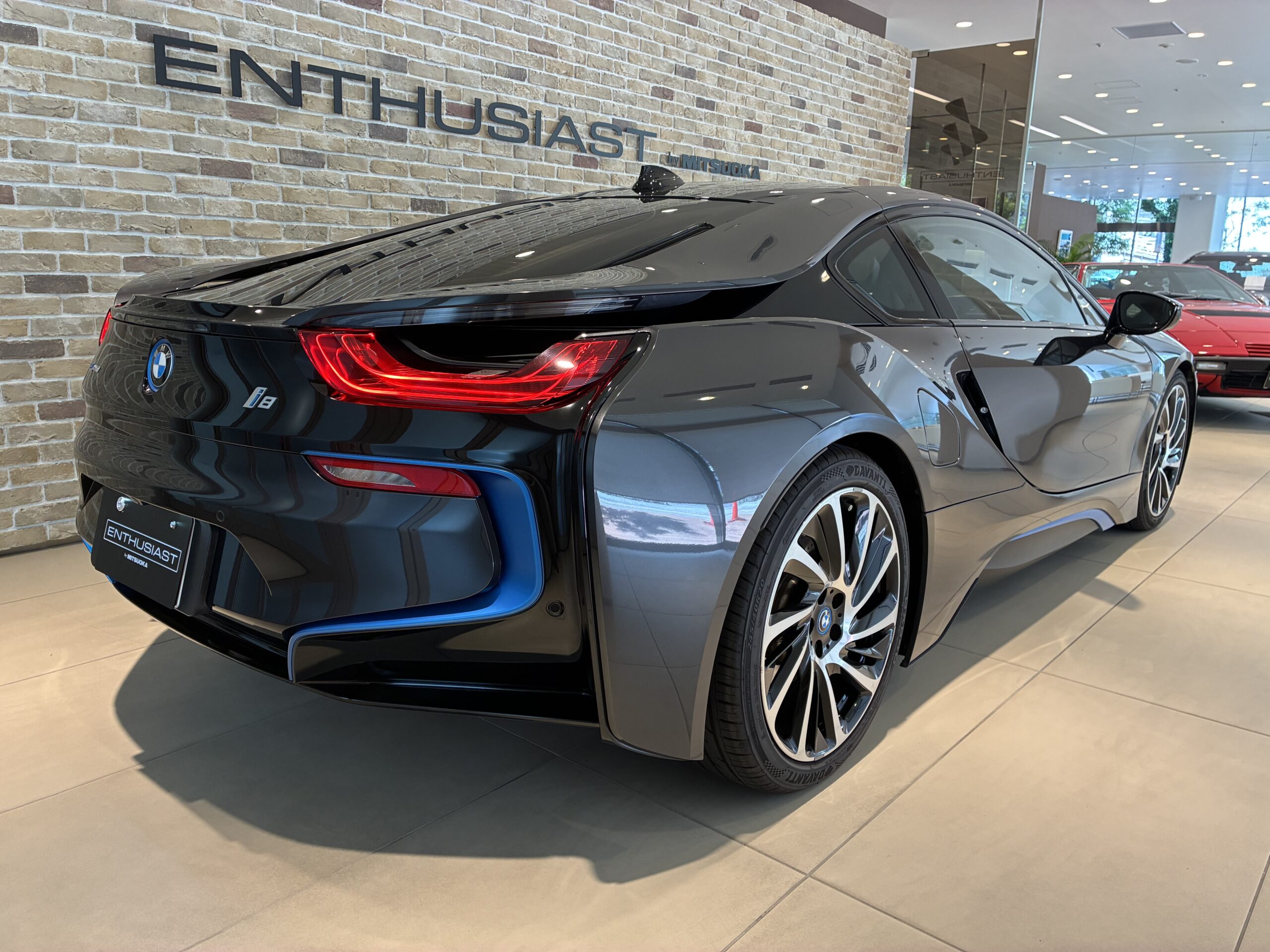 BMW i8 ベースモデル