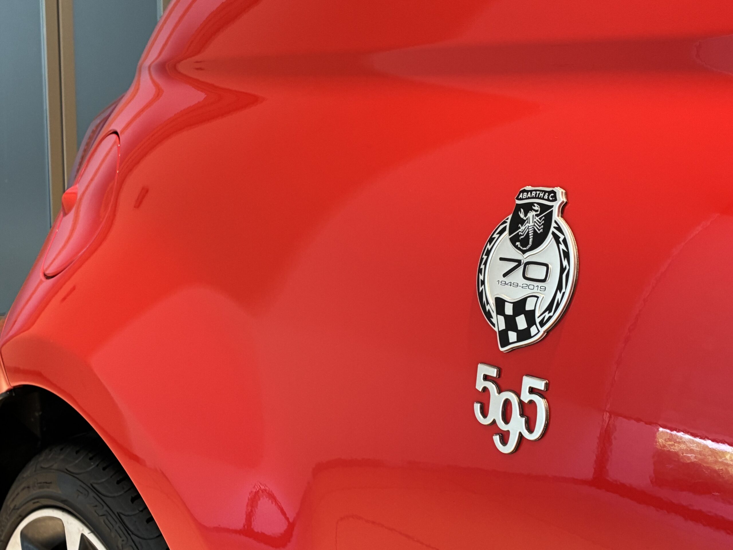 アバルト５９５　コンペティツィオーネ スティーレ　４０台限定車
