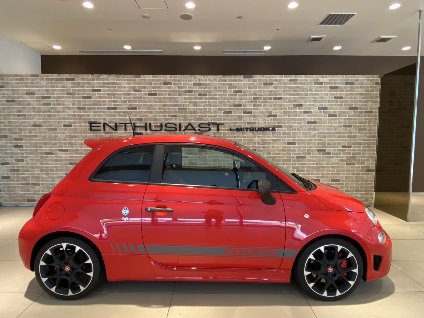 アバルト５９５　コンペティツィオーネ スティーレ　４０台限定車