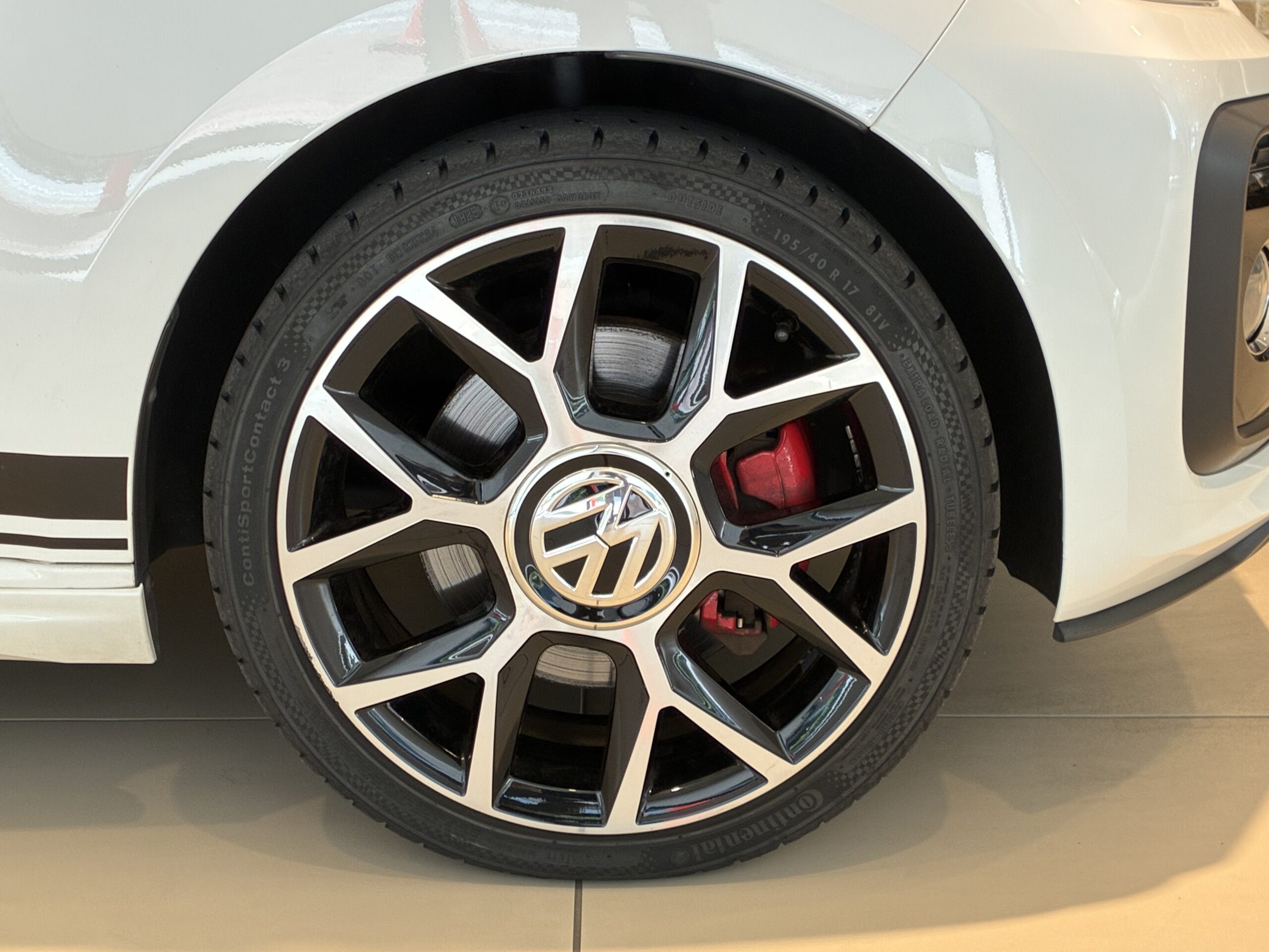 フォルクスワーゲン UP!  GTi