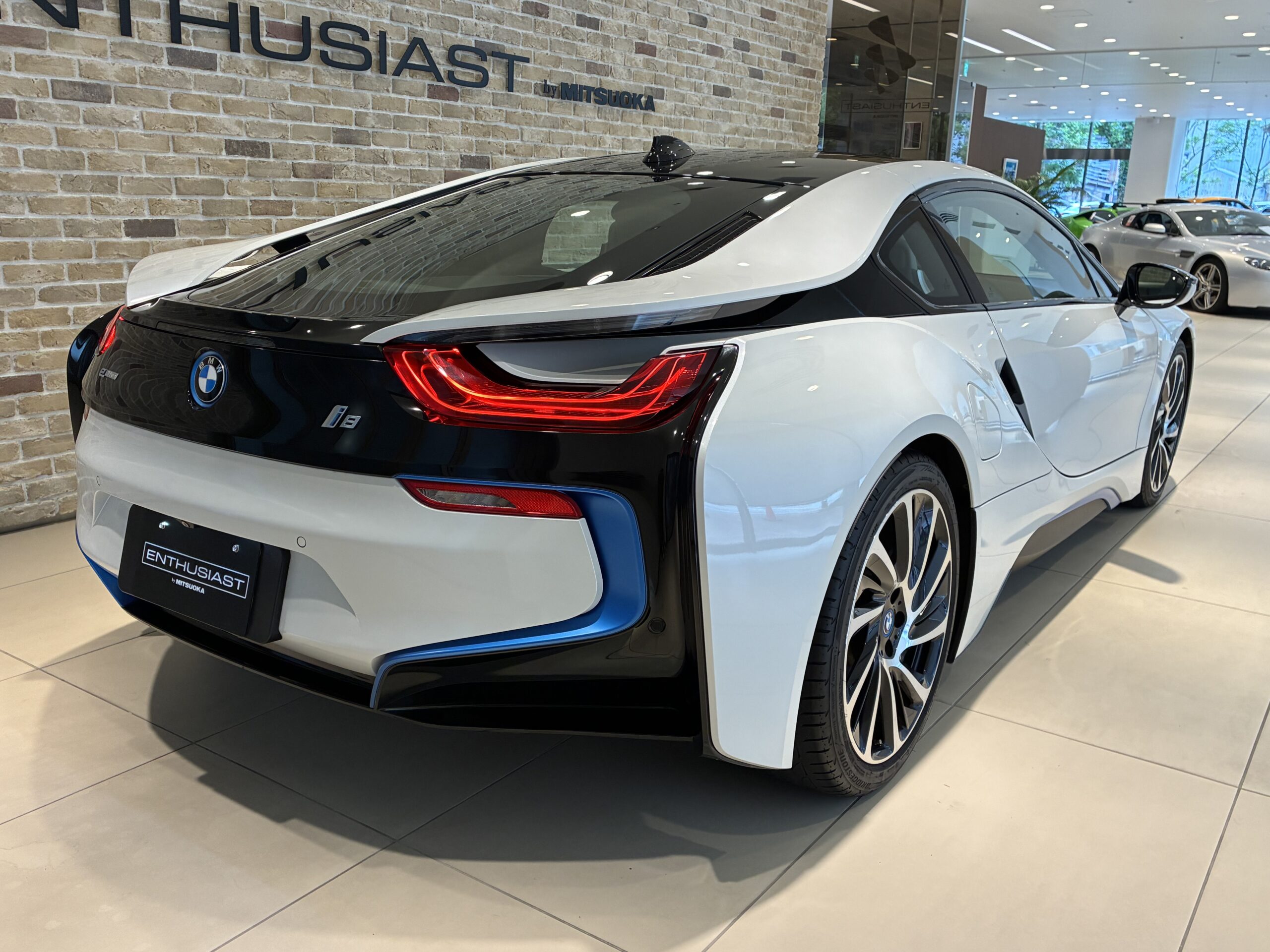 BMW i8 ベースモデル