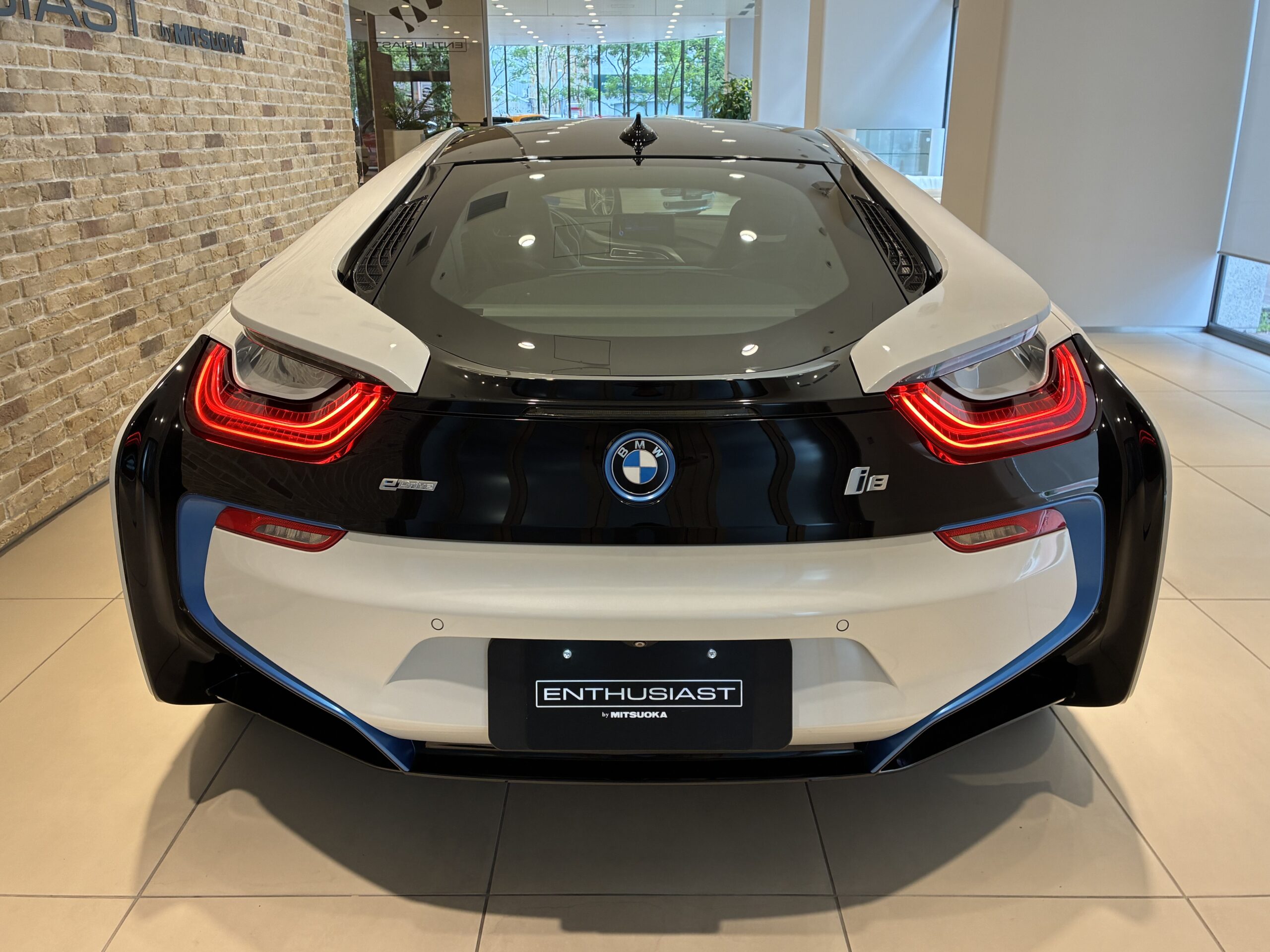BMW i8 ベースモデル