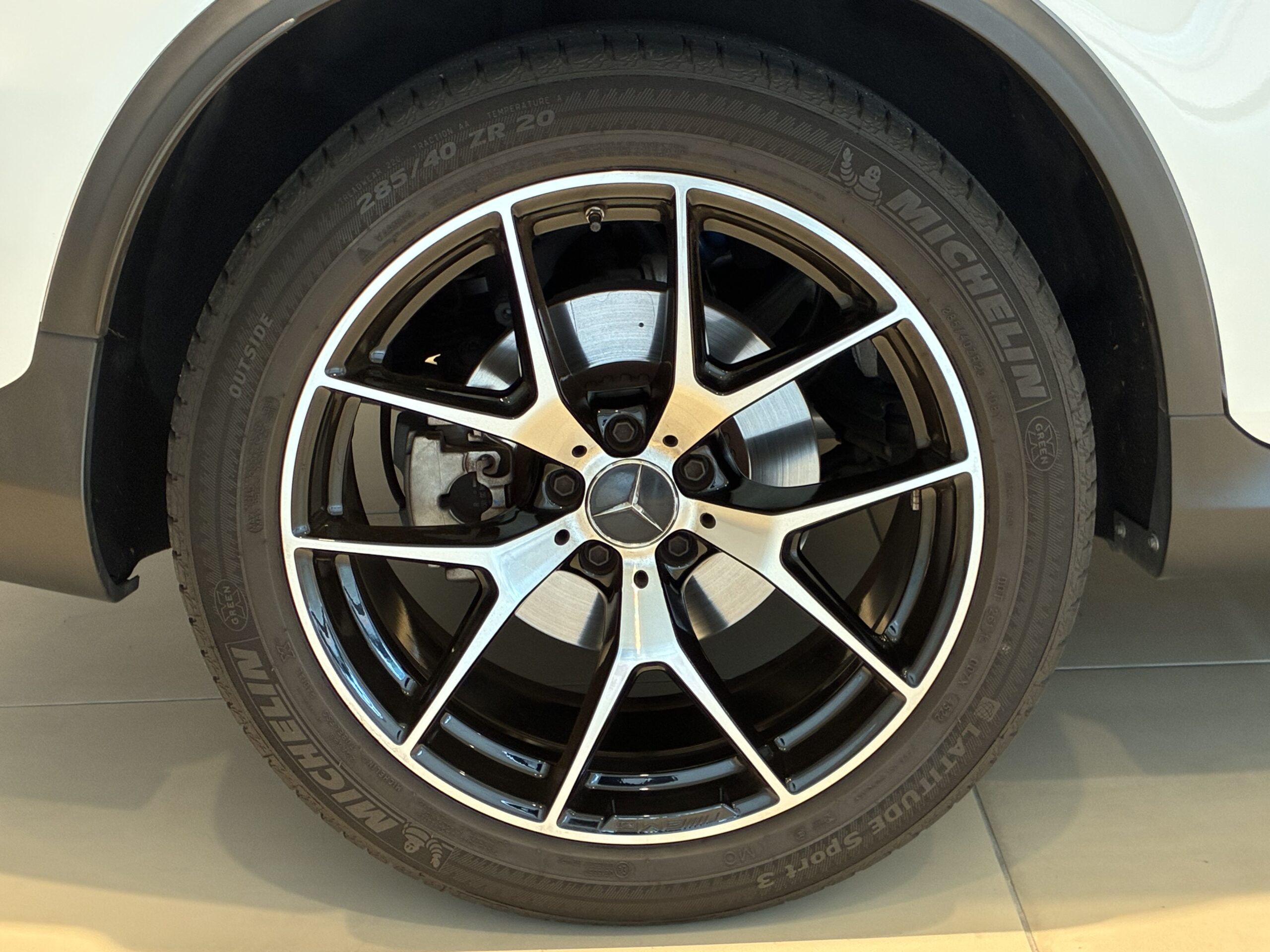 メルセデスAMG GLC43クーペ 4マチック 4WD MP202302