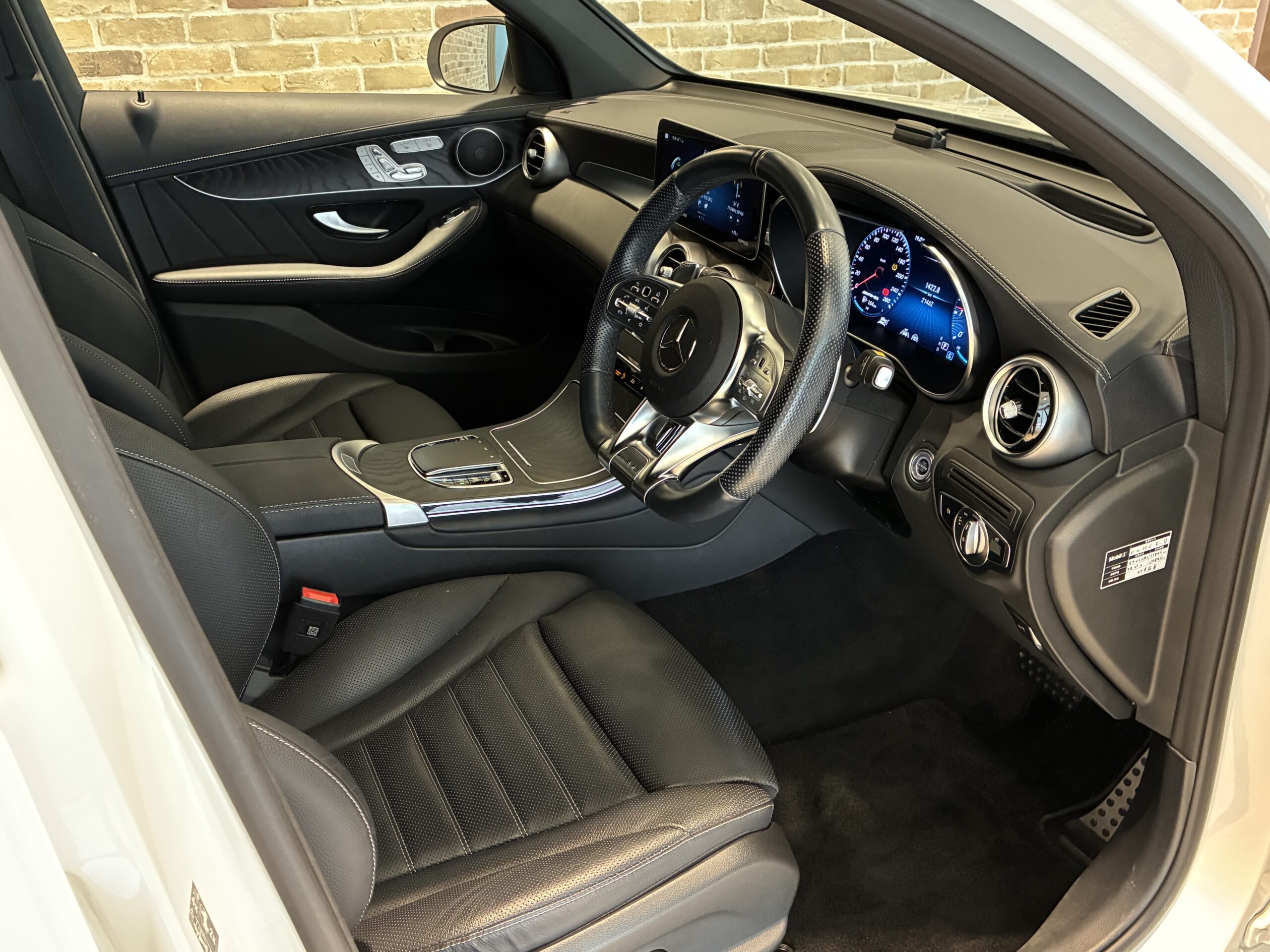 メルセデスAMG GLC43クーペ 4マチック 4WD MP202302