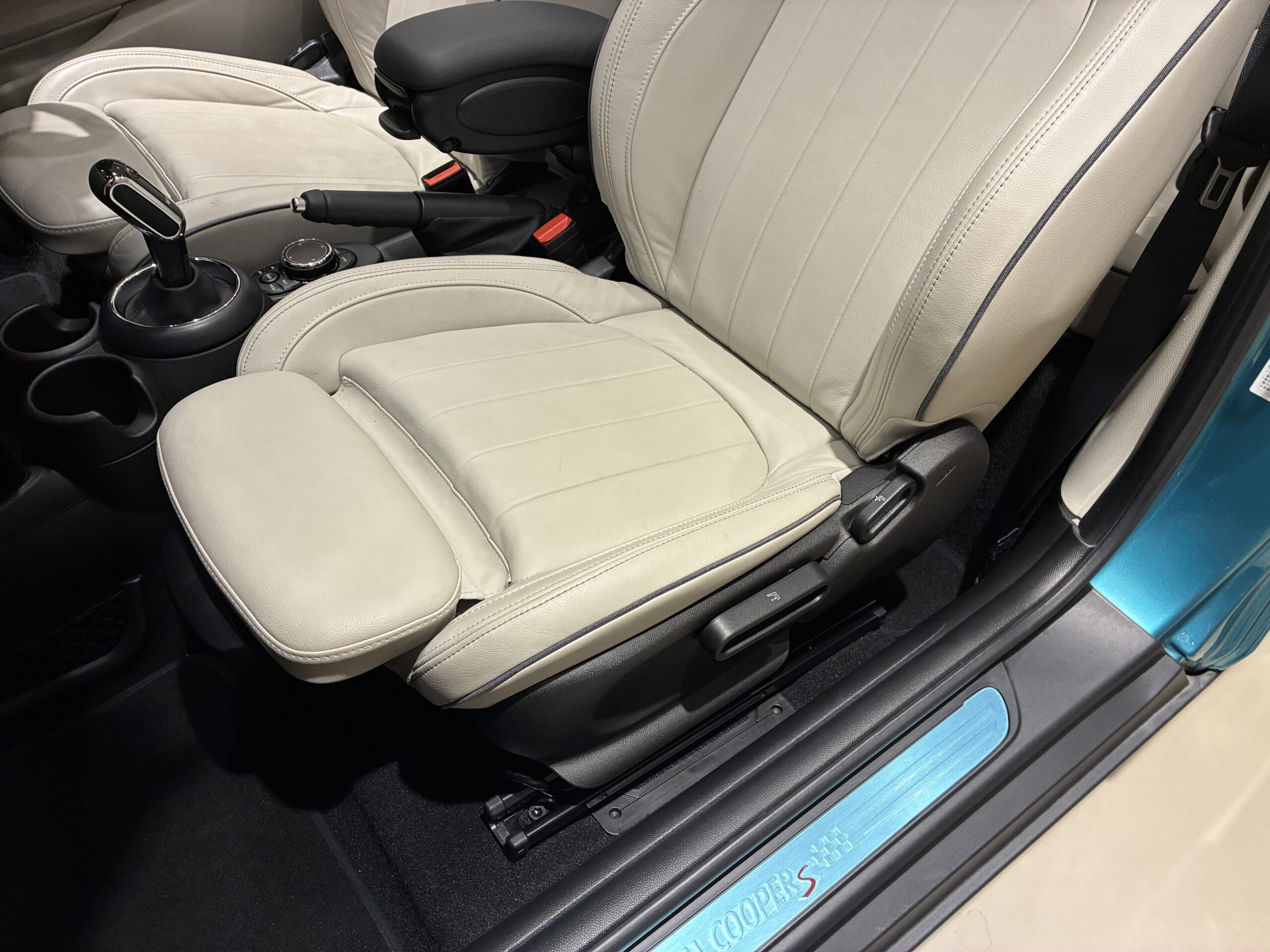 ミニ コンバーチブルクーパーS YOURS