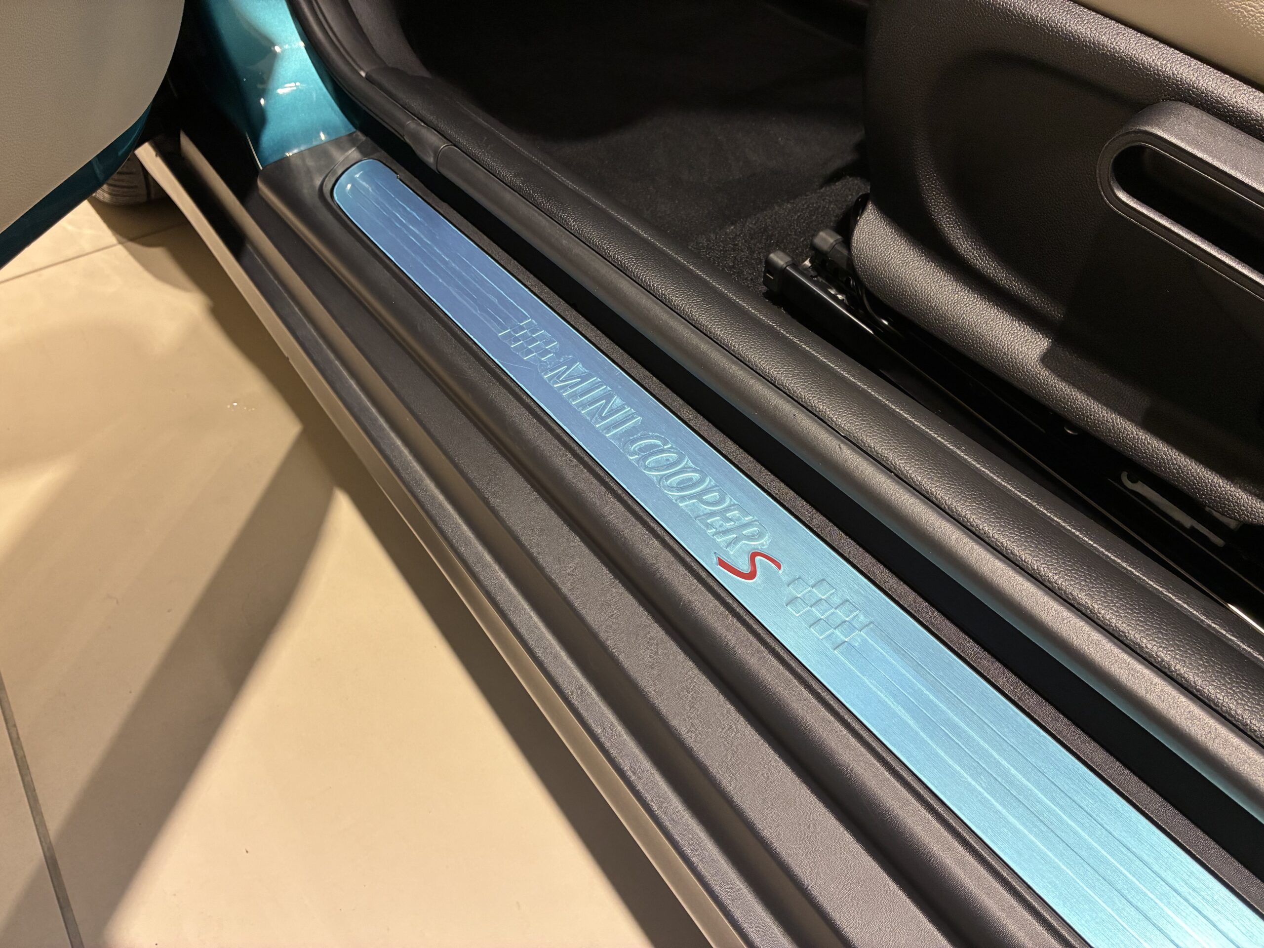 ミニ コンバーチブルクーパーS YOURS