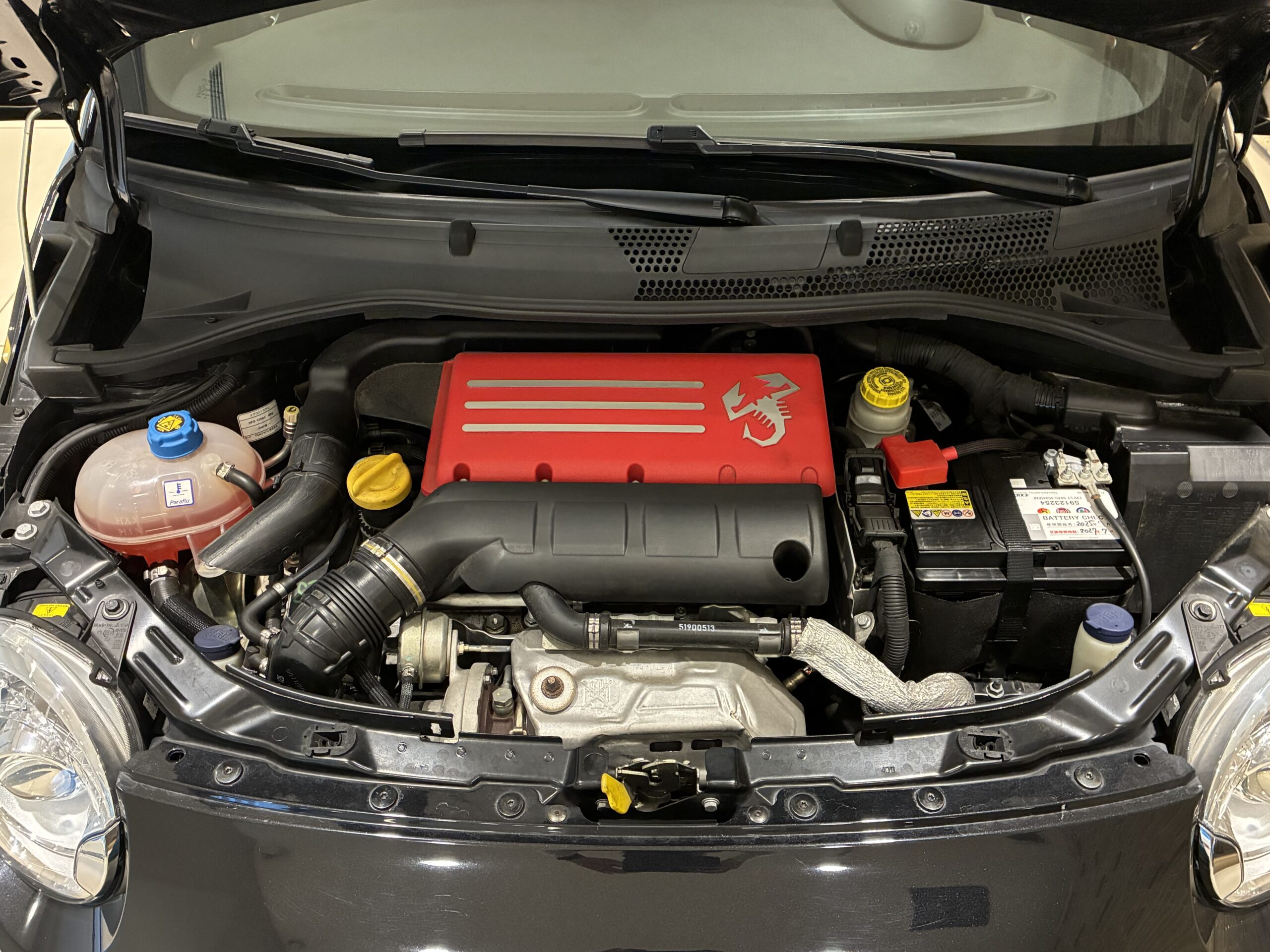 アバルト５９５　スコルピオーネオーロ 左ハンドル レコードモンツァ