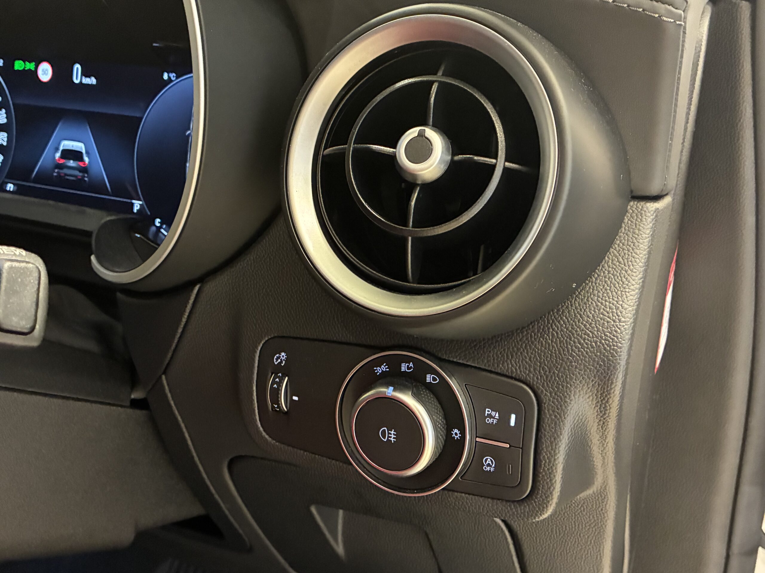 ステルヴィオ２．２ターボD Q4 ヴェローチェ 4WD