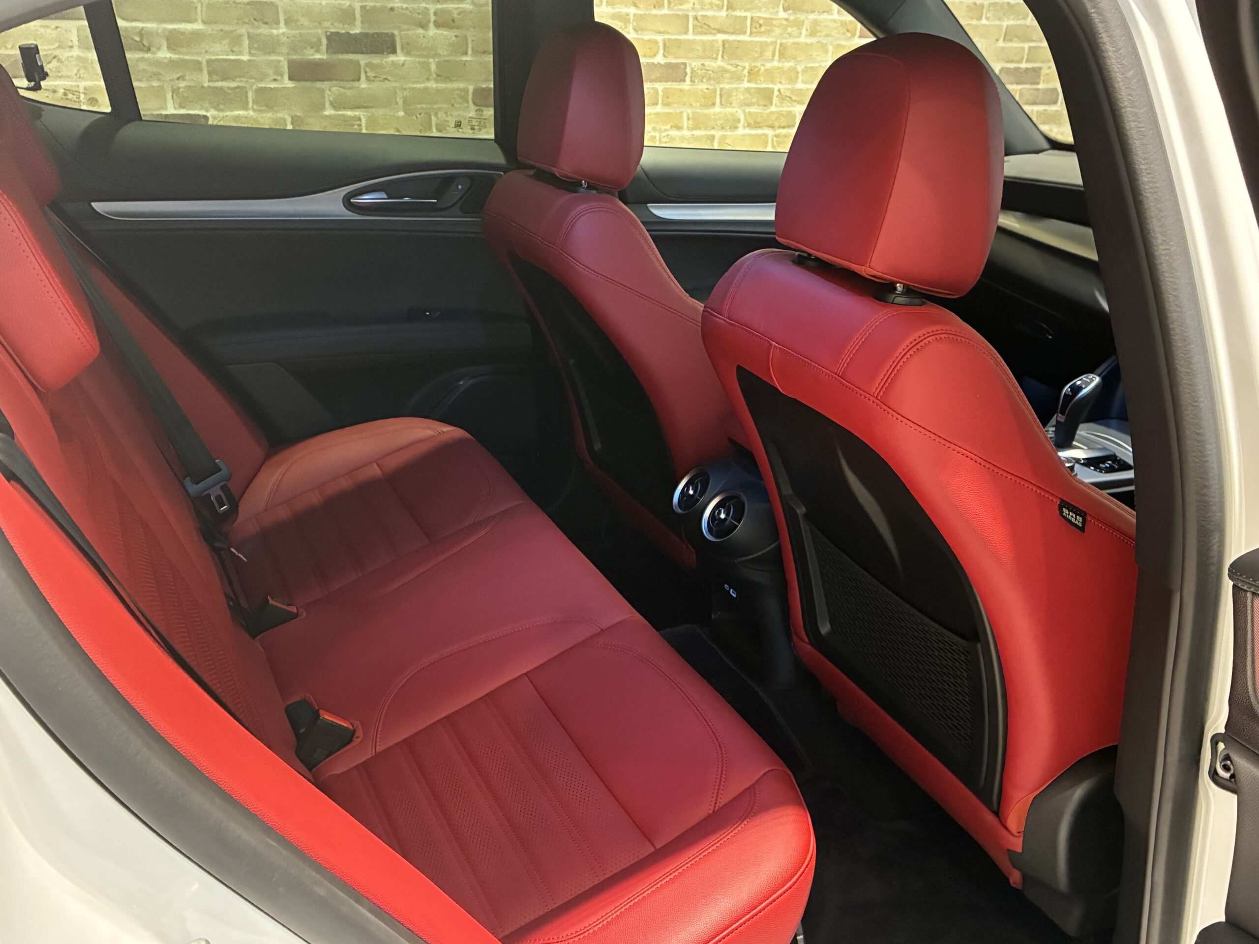 ステルヴィオ２．２ターボD Q4 ヴェローチェ 4WD