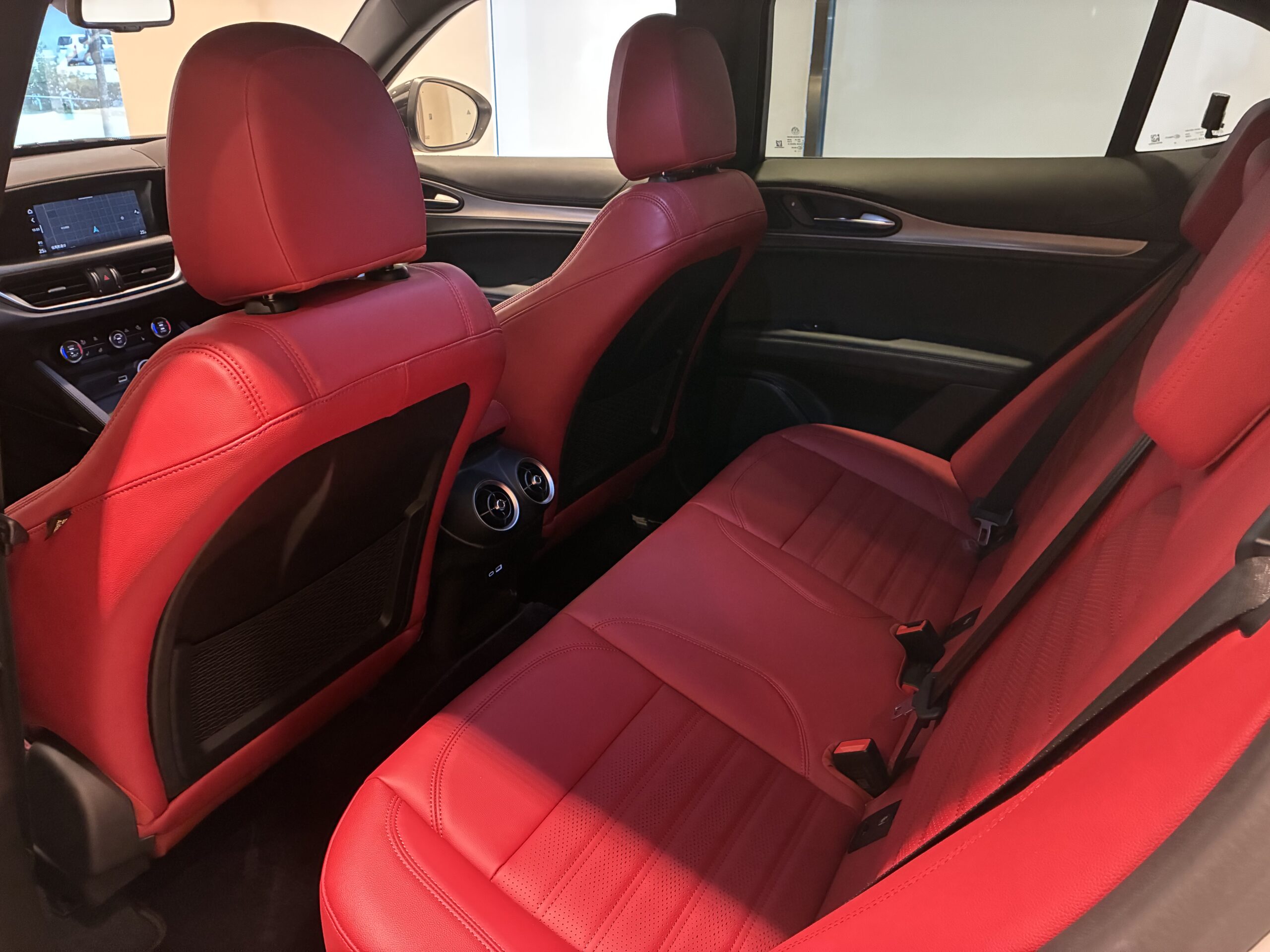 ステルヴィオ２．２ターボD Q4 ヴェローチェ 4WD