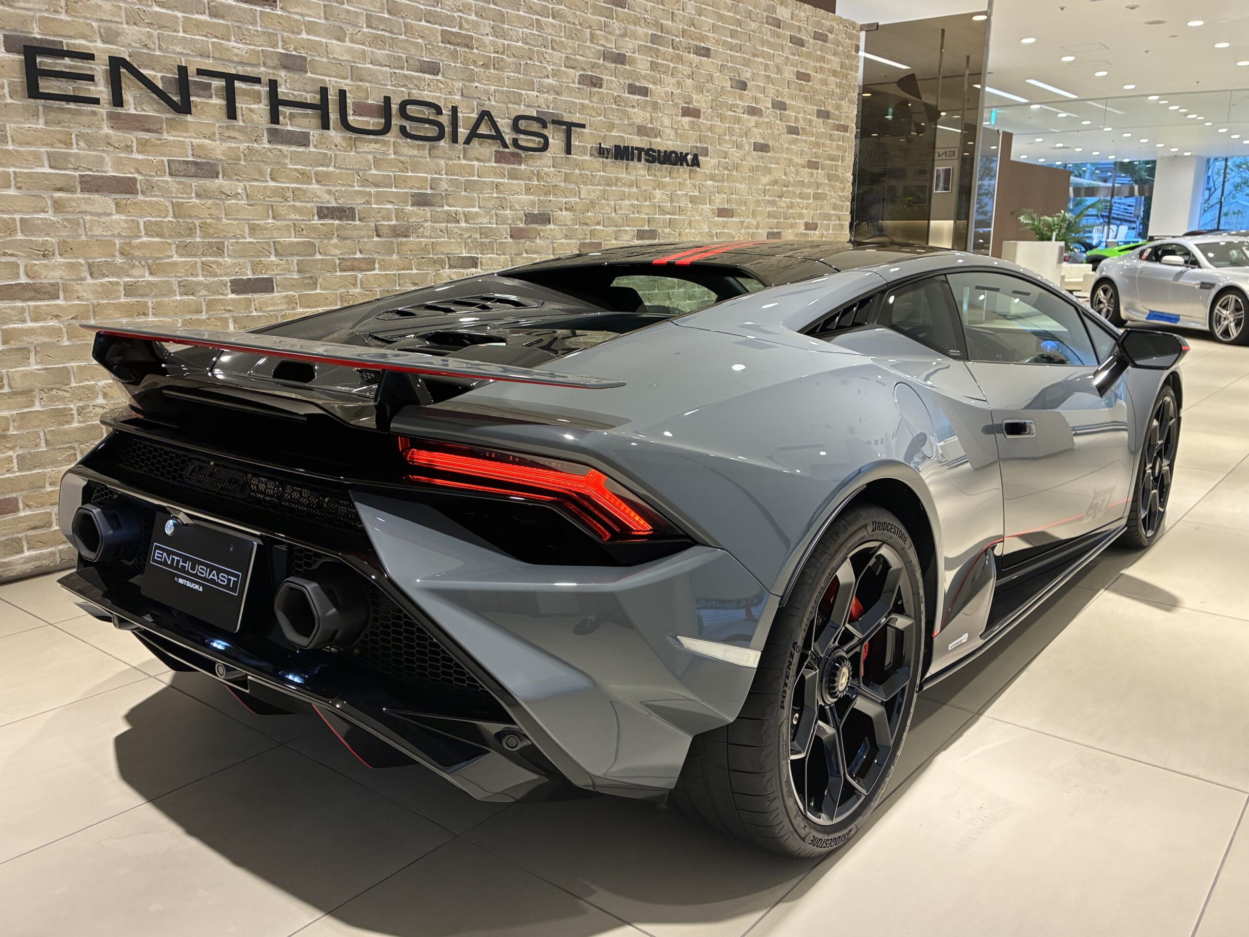 ランボルギーニ　ウラカンテクニカ　60th　限定車