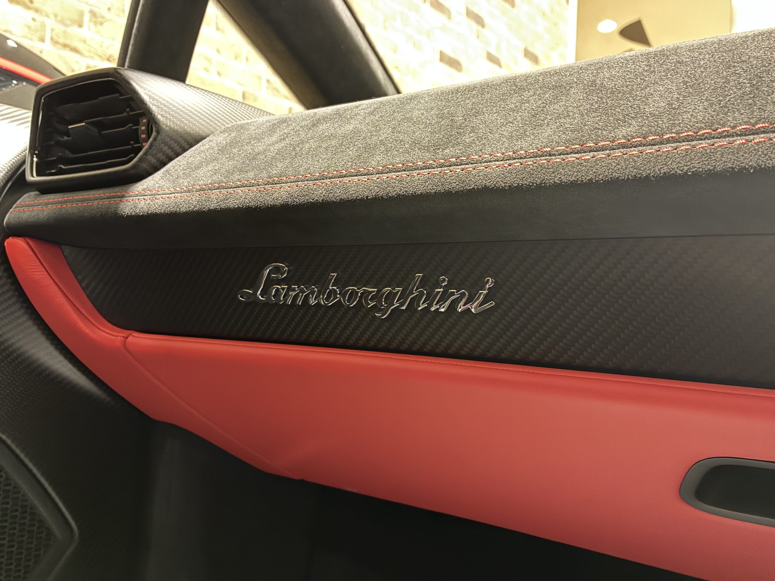 ランボルギーニ　ウラカンテクニカ　60th　限定車