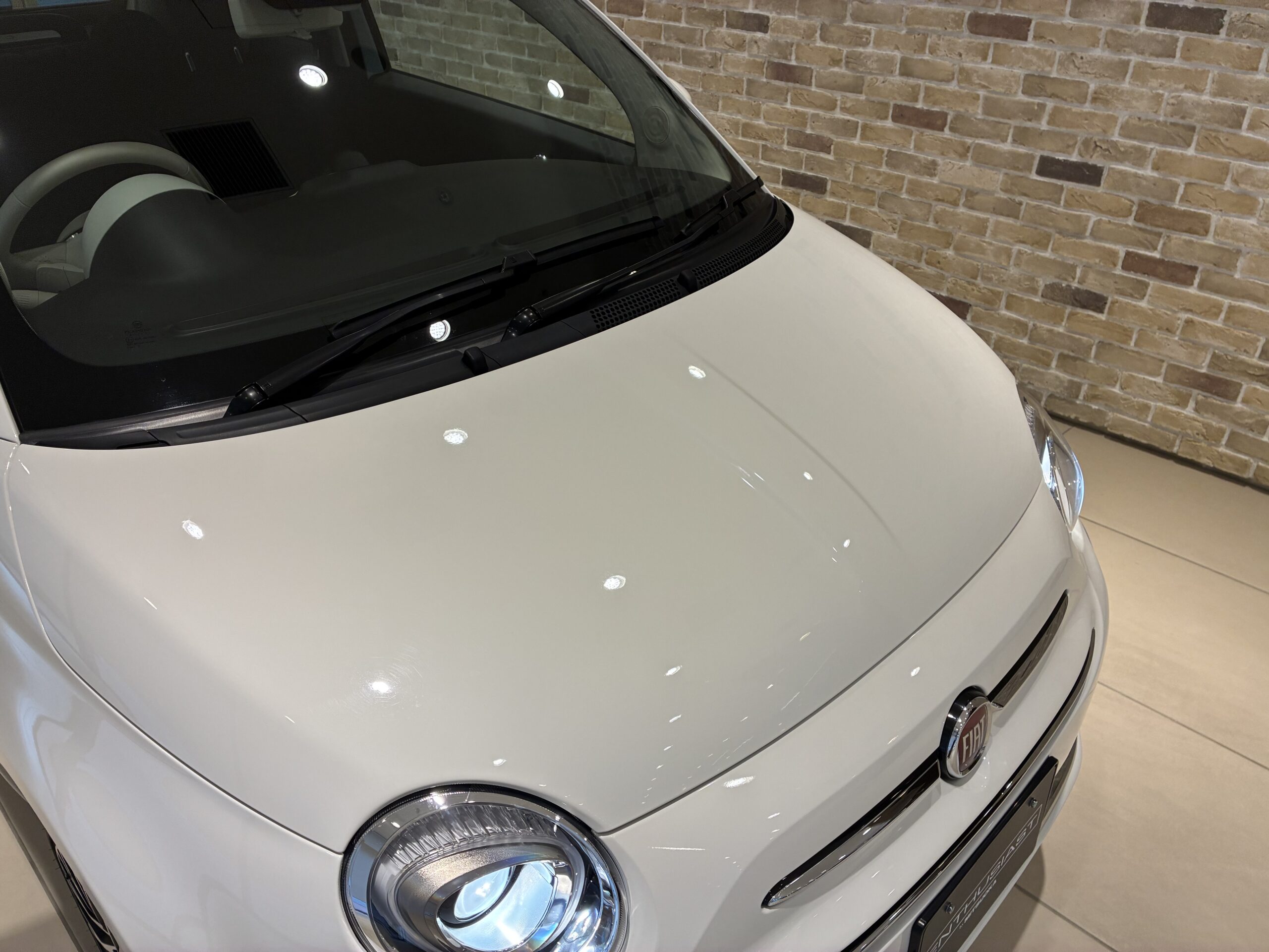 フィアット500C ドルチェヴィータ