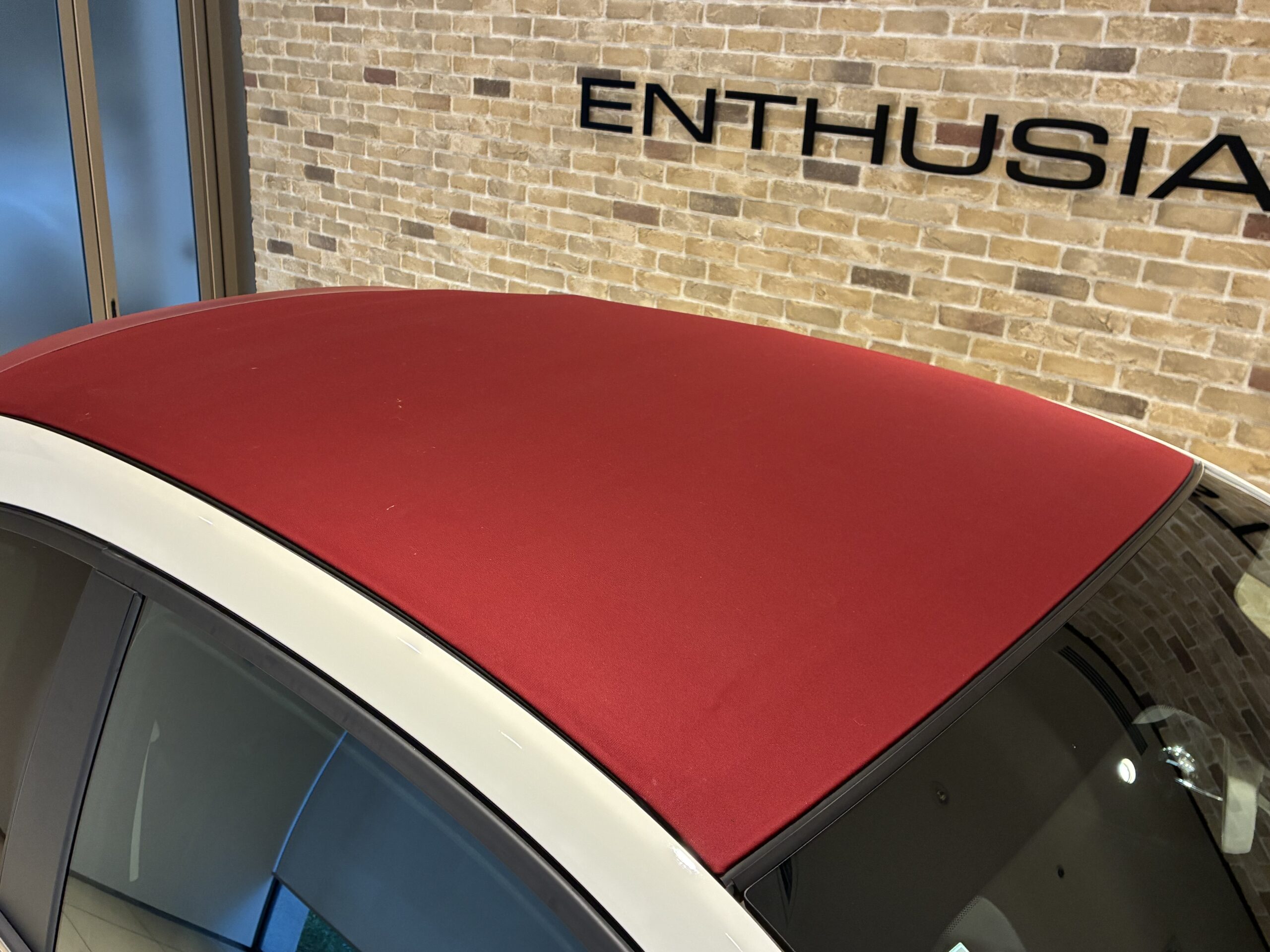 フィアット500C ドルチェヴィータ