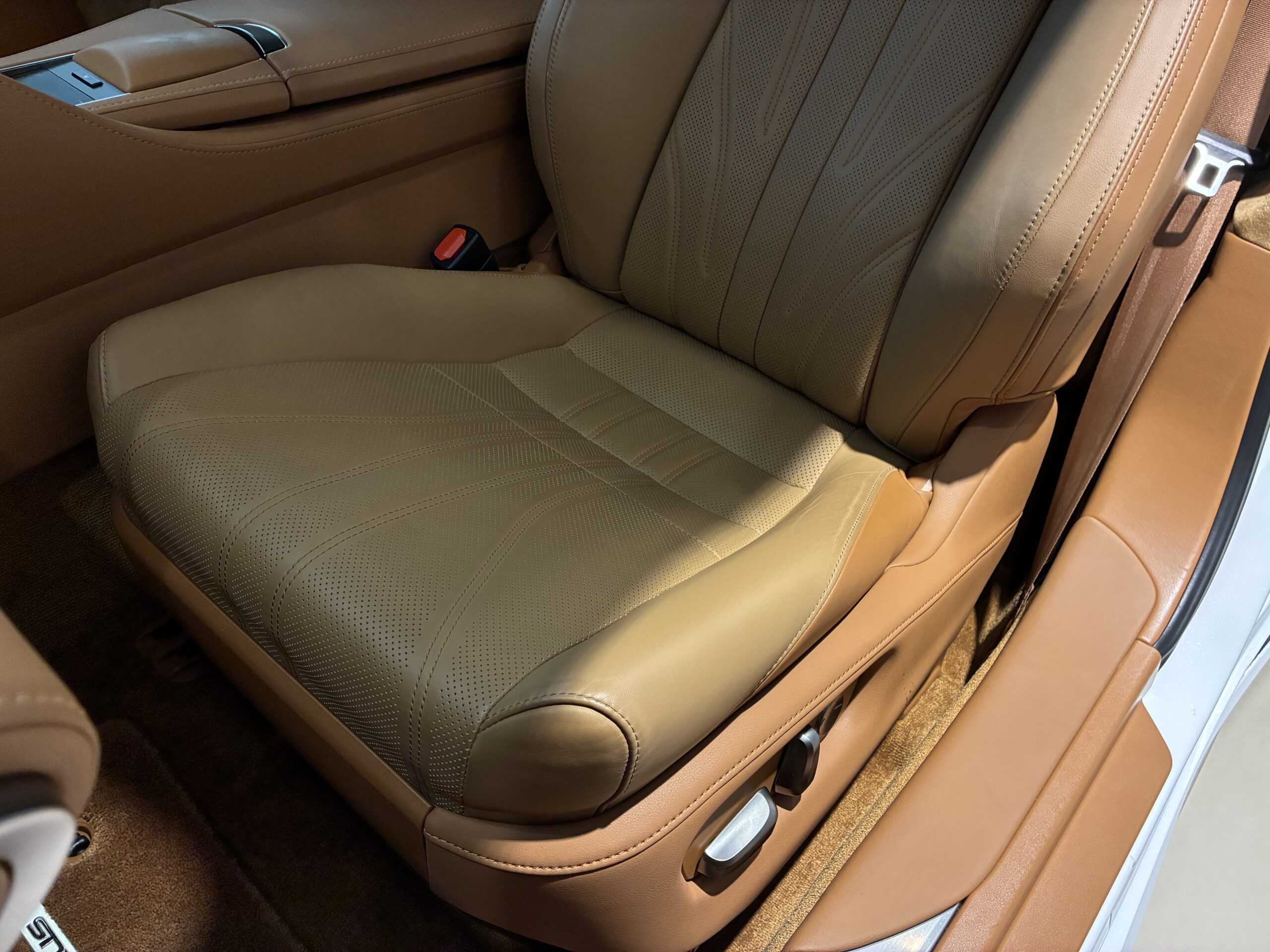 レクサスLC500 Lパッケージ