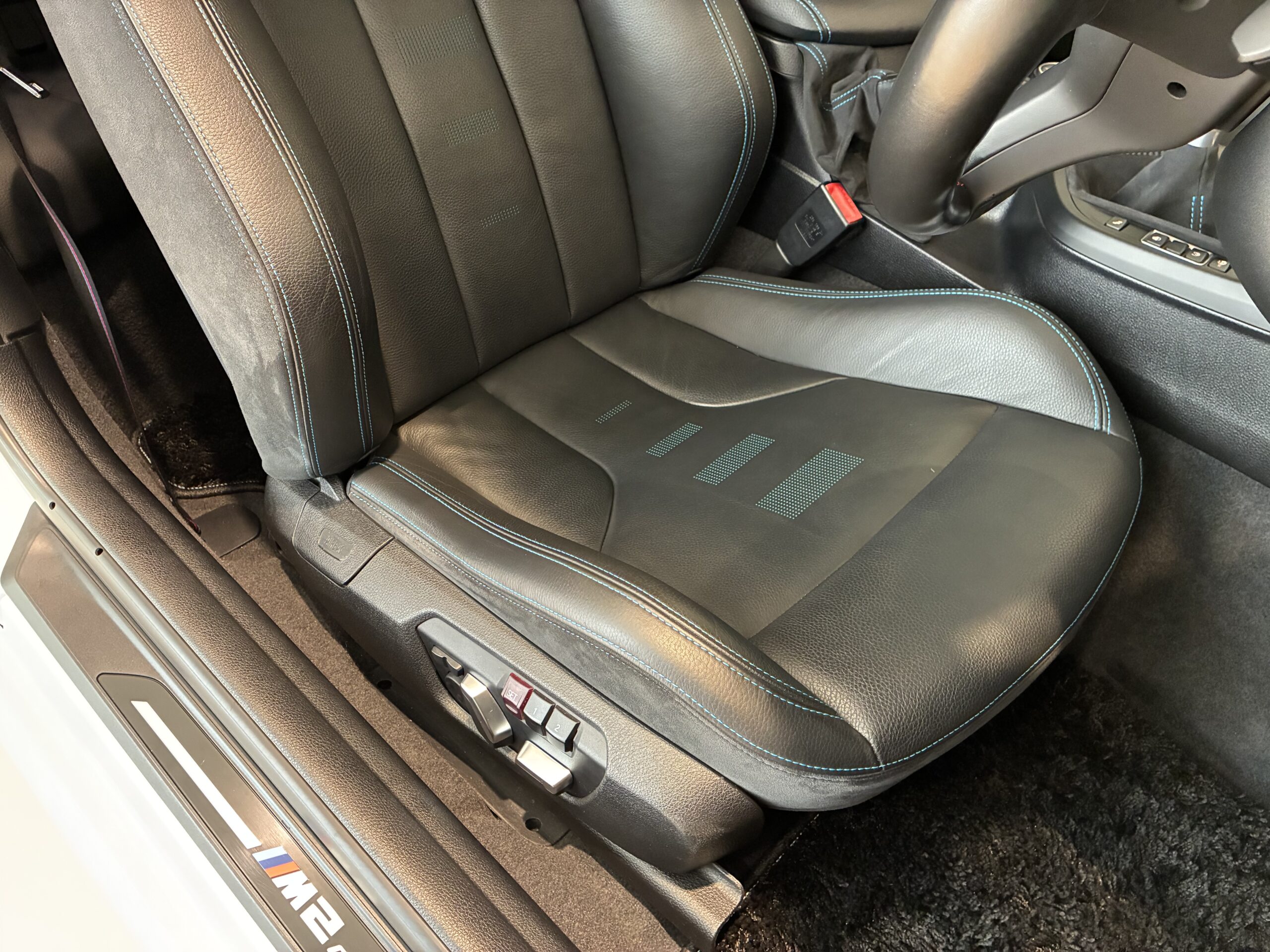 BMW M2 コンペティション