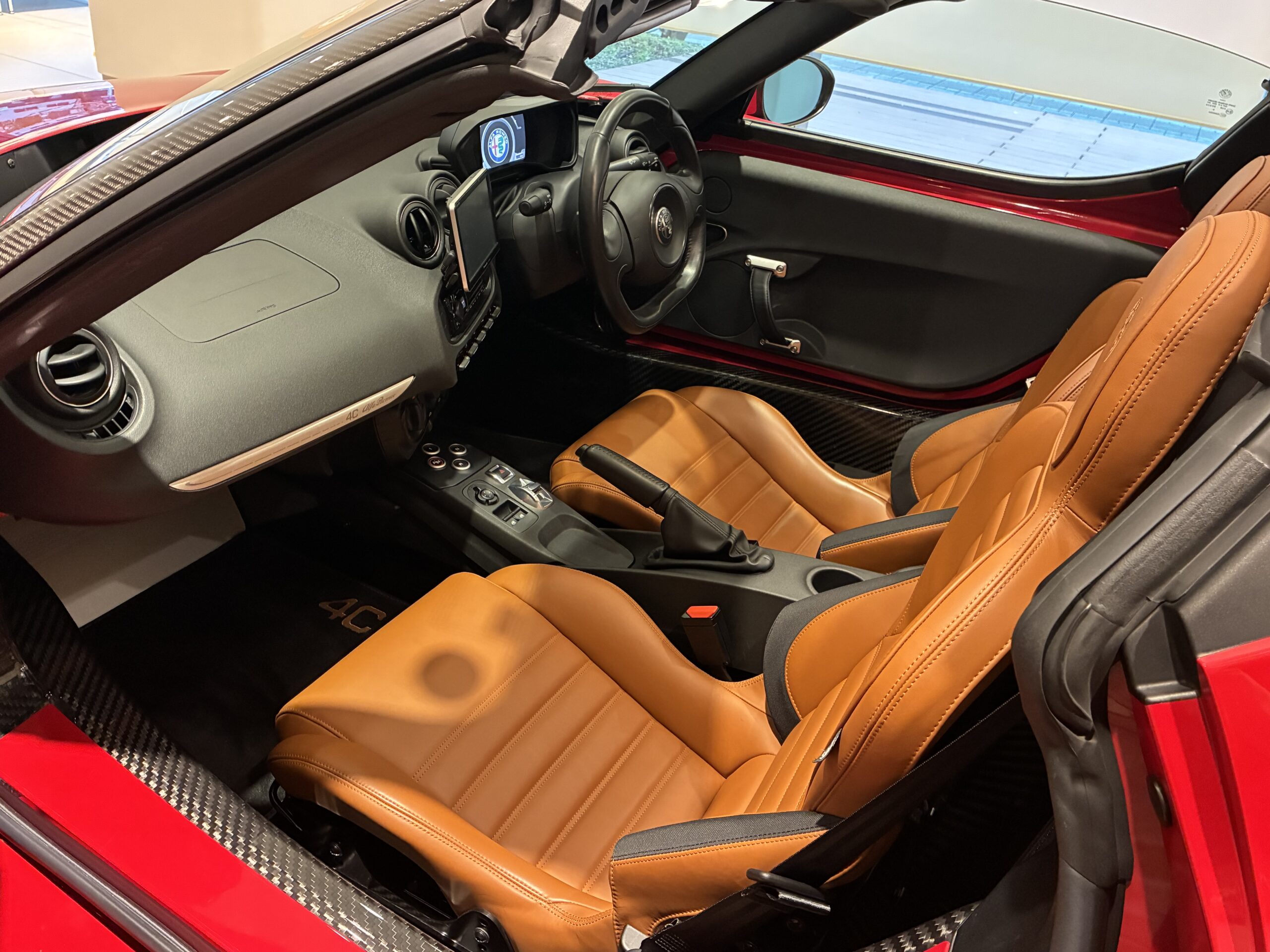 アルファロメオ４C