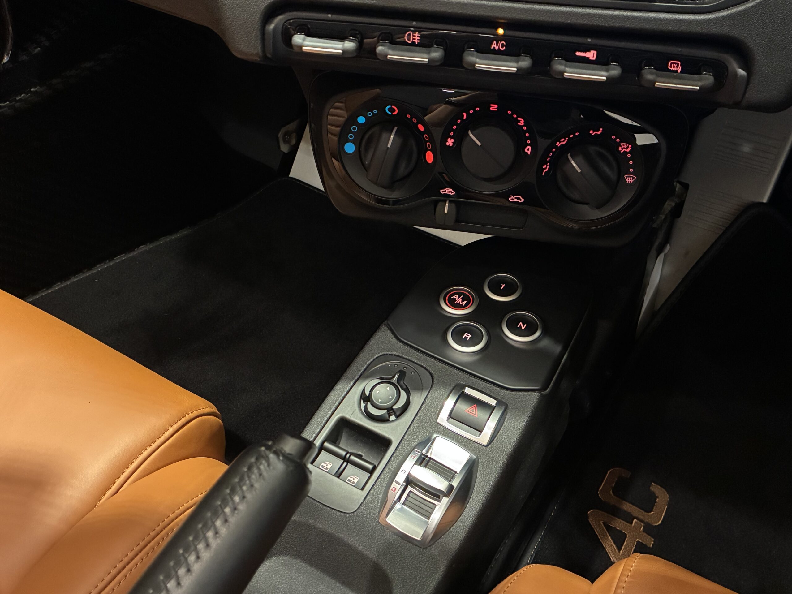 アルファロメオ４C