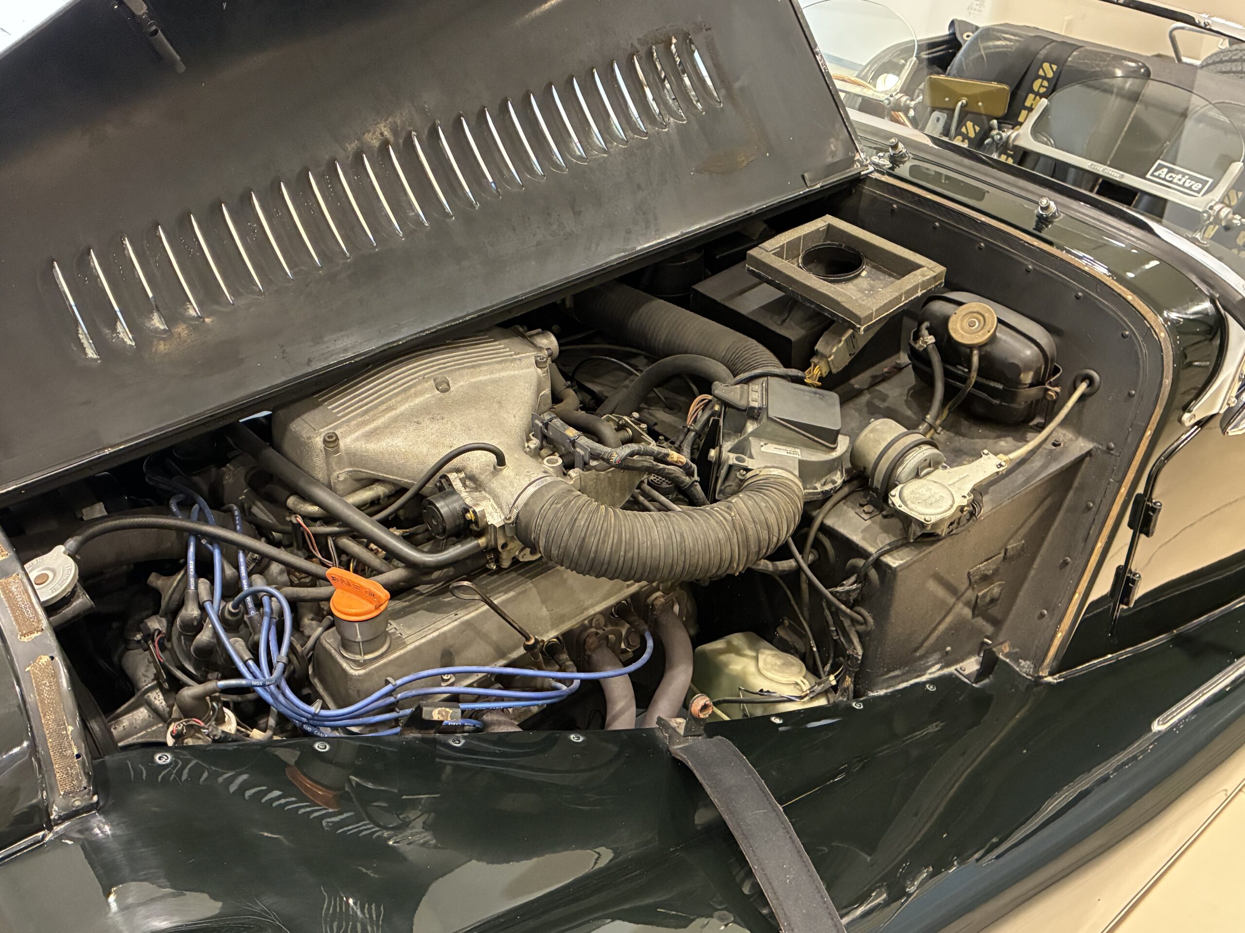 モーガン　プラス8 ベルベットレーシンググリーン