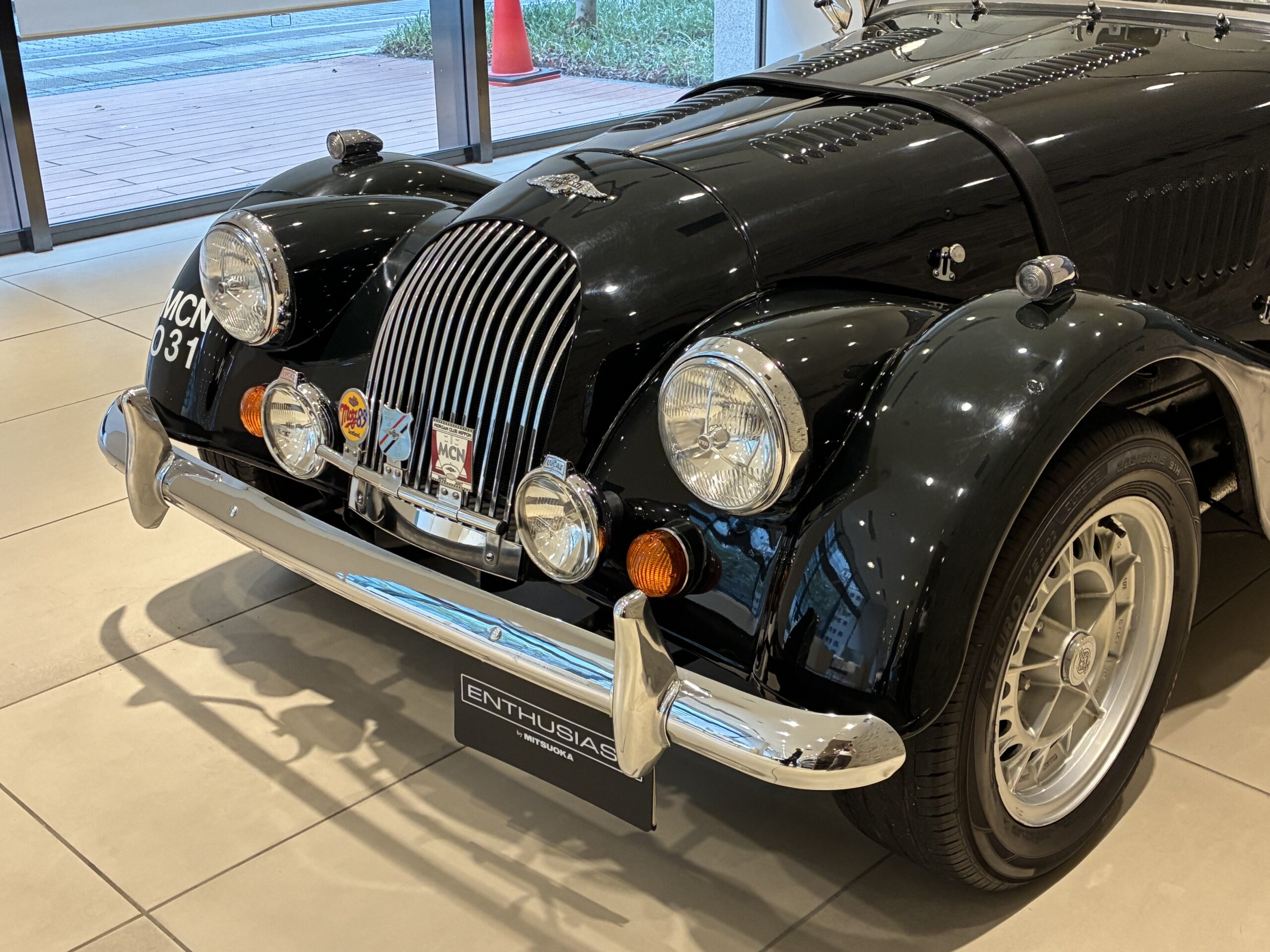 モーガン　プラス8 ベルベットレーシンググリーン