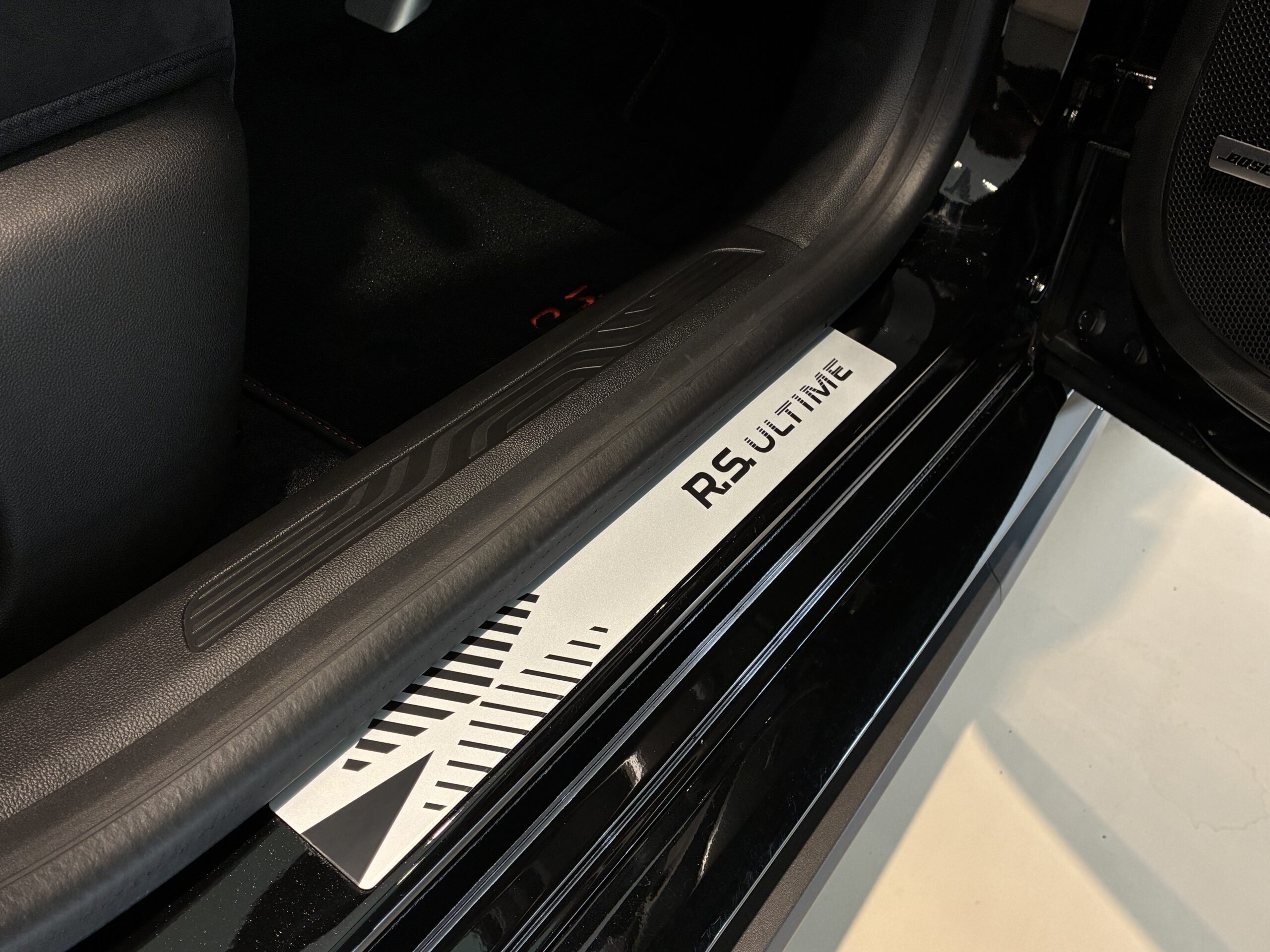 ルノー メガーヌ スポール ウルティム EDC