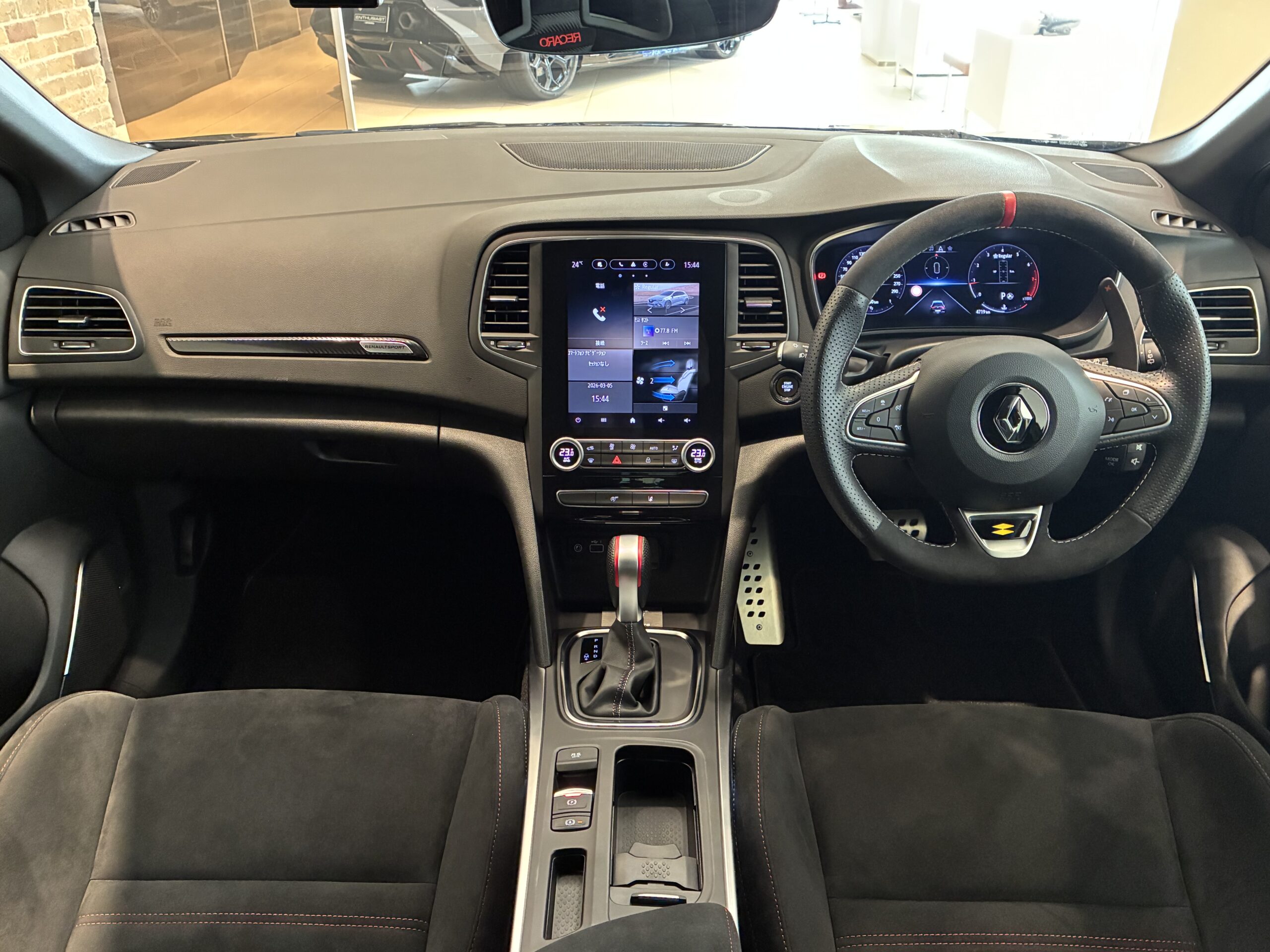 ルノー メガーヌ スポール ウルティム EDC