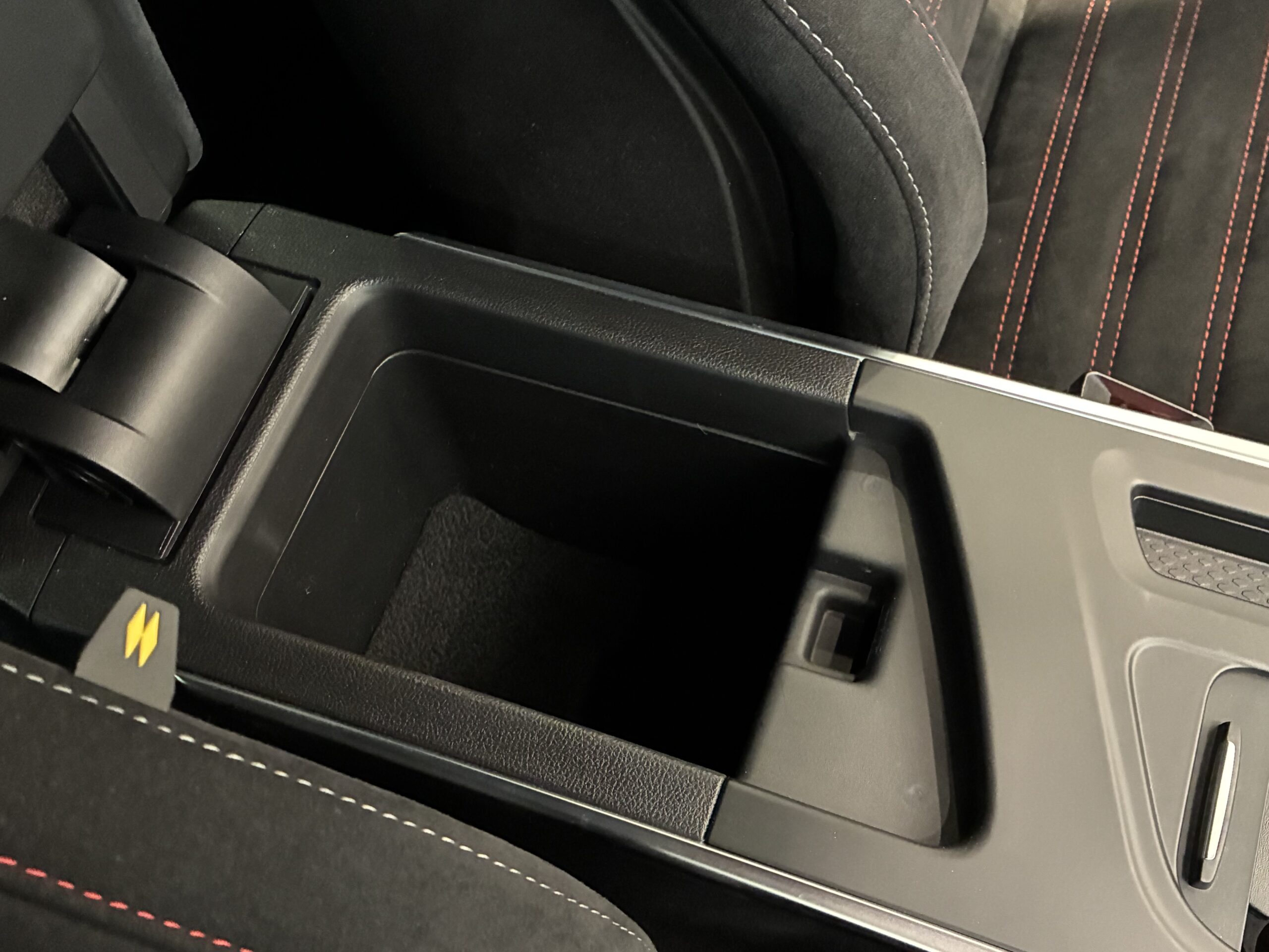 ルノー メガーヌ スポール ウルティム EDC