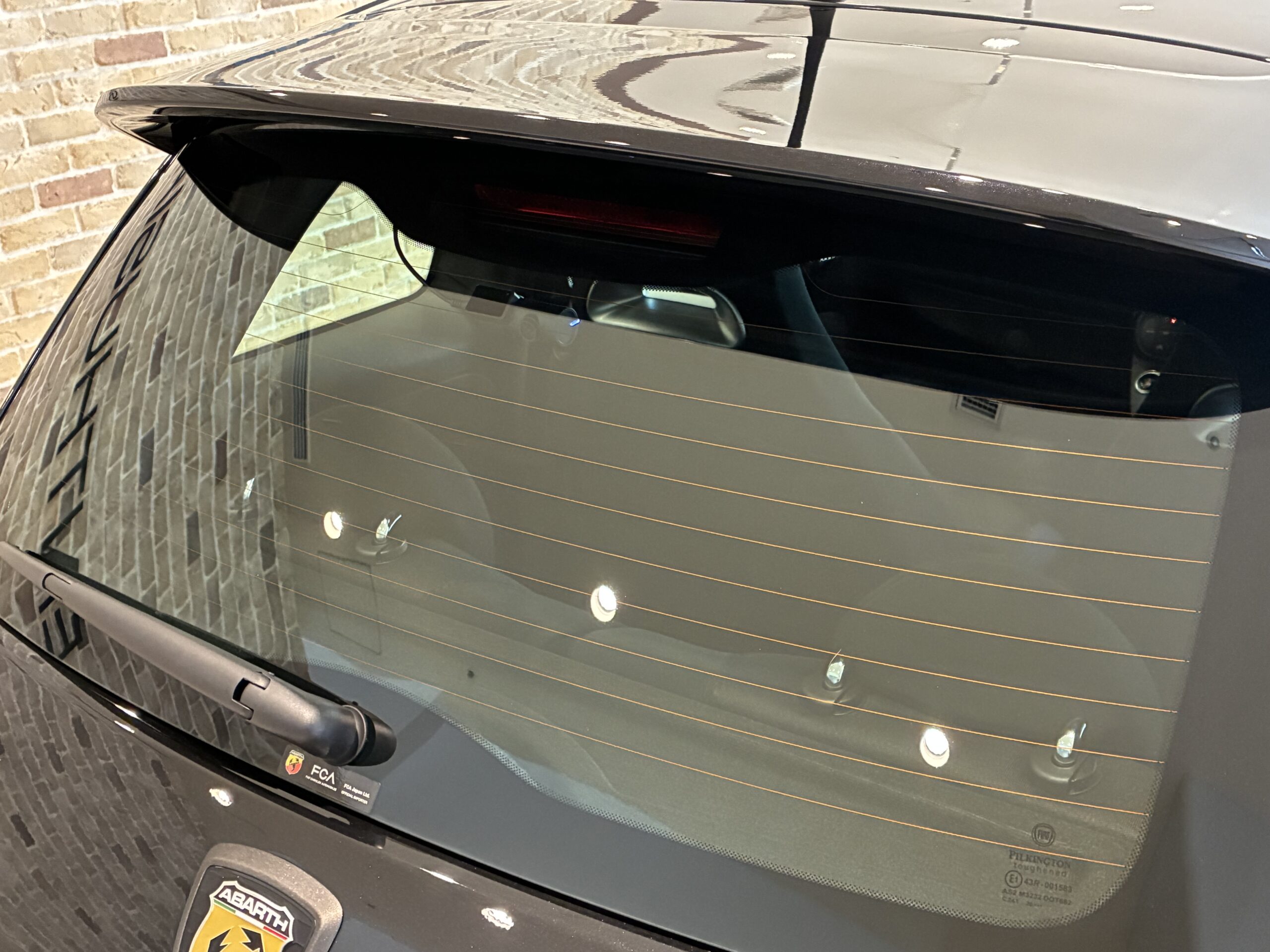 アバルト595モンスターエナジー ヤマハ