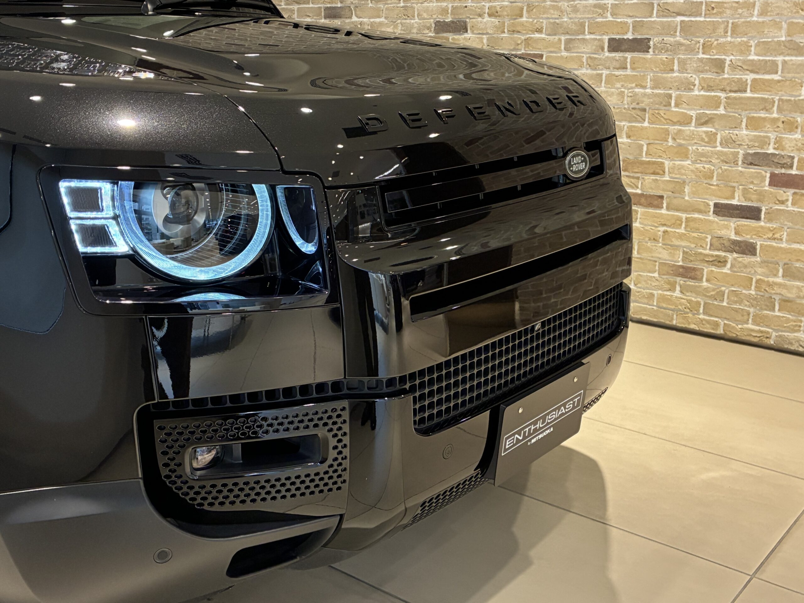 ランドローバーディフェンダー 110 S 3.0L D300 4WD