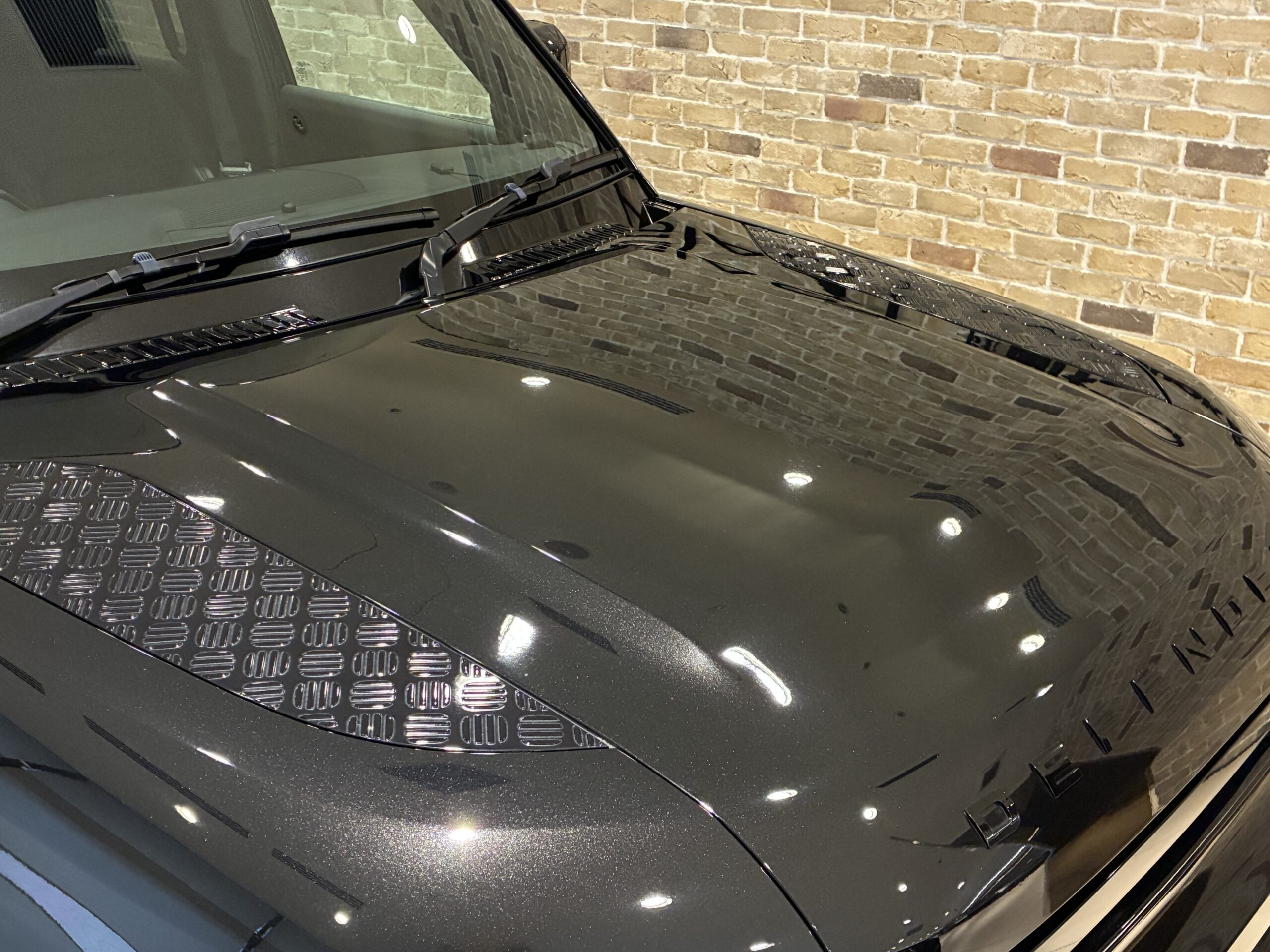 ランドローバーディフェンダー 110 S 3.0L D300 4WD