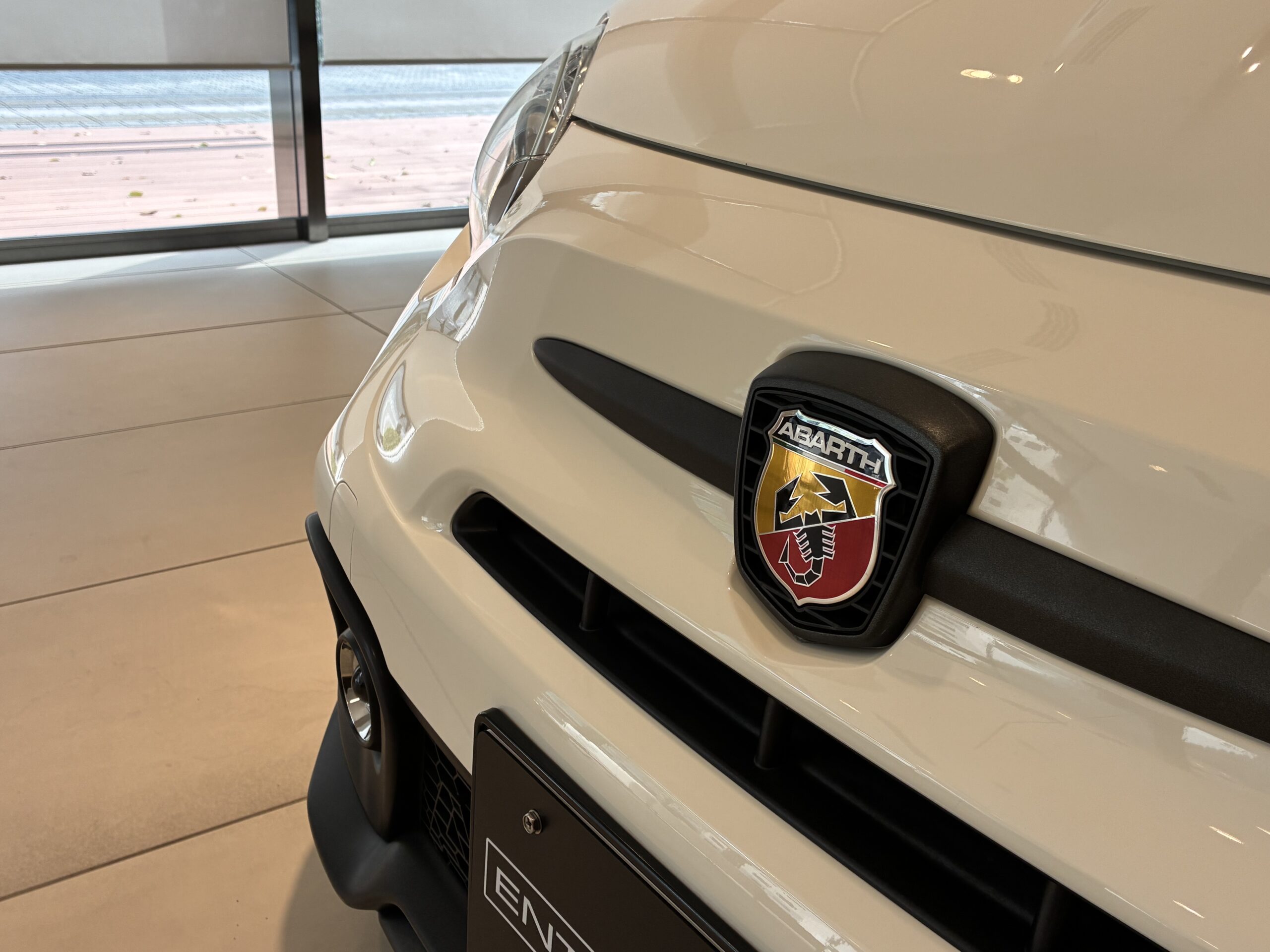 アバルト595　コンペティツィオーネ