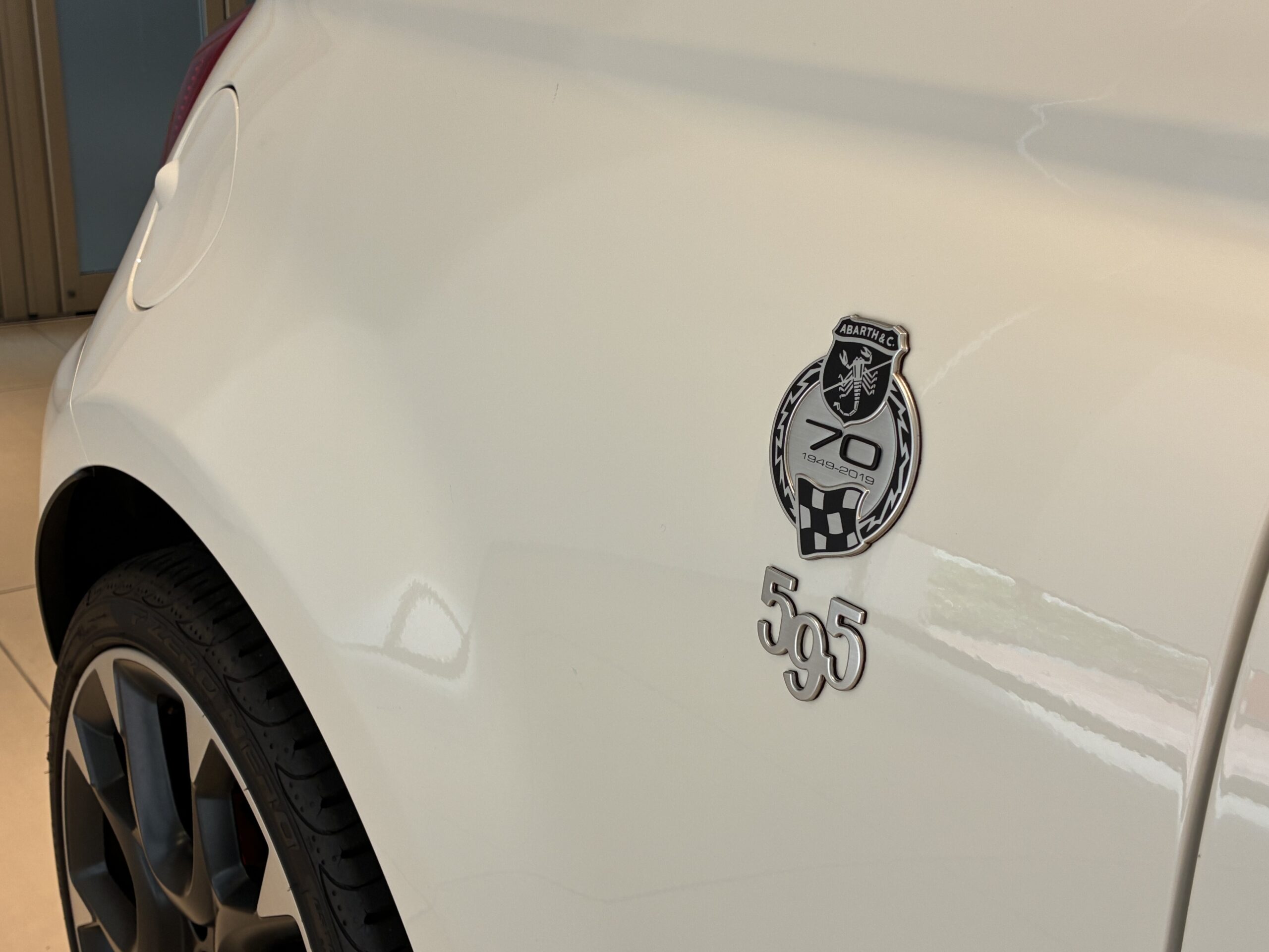 アバルト595　コンペティツィオーネ