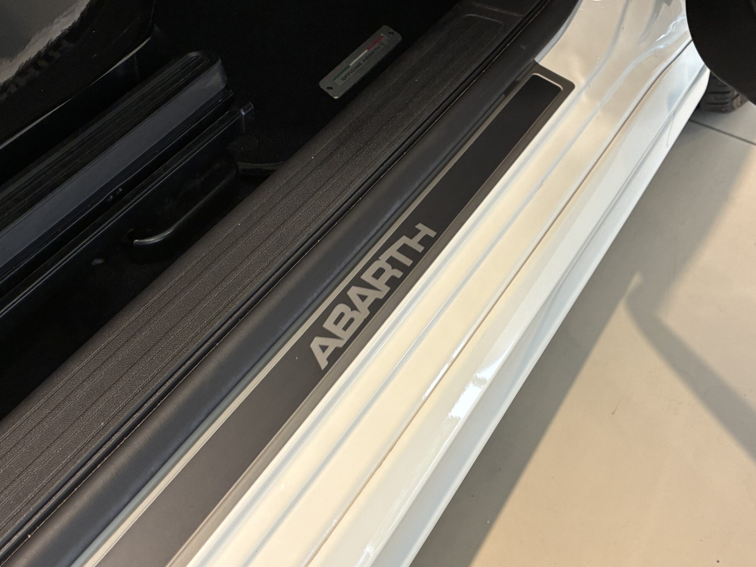 アバルト595　コンペティツィオーネ