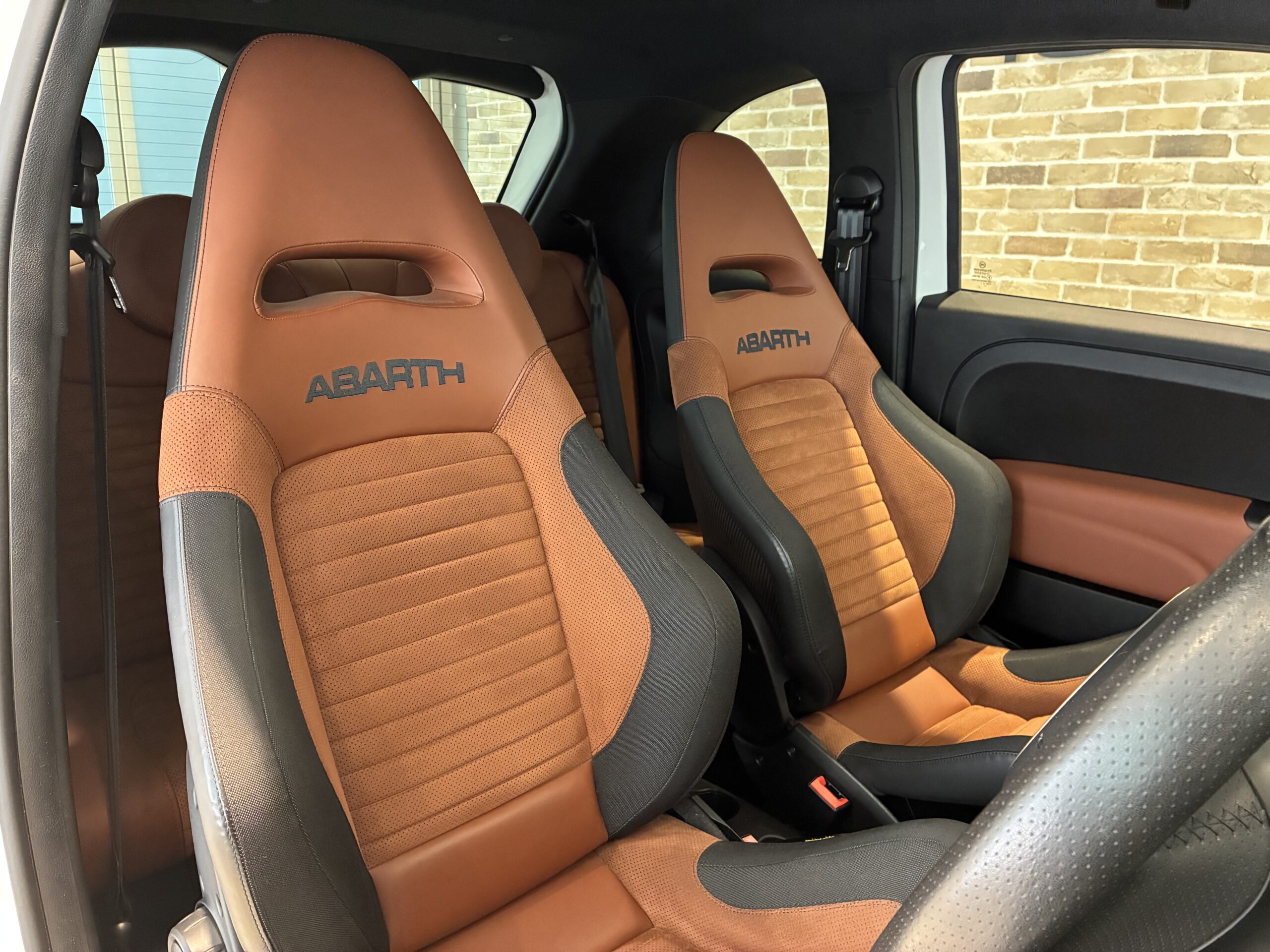 アバルト595　コンペティツィオーネ