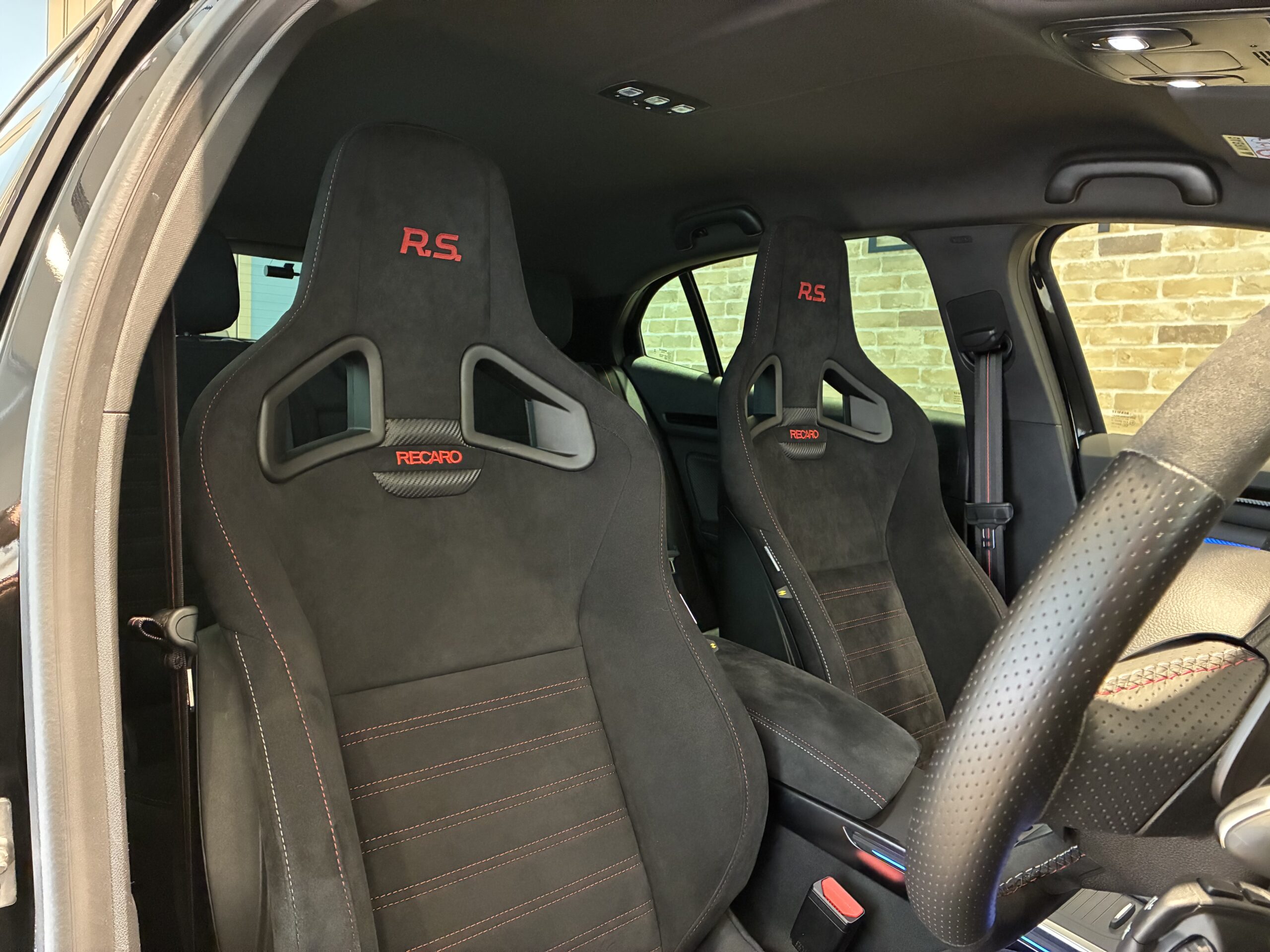 ルノー メガーヌ スポール ウルティム EDC