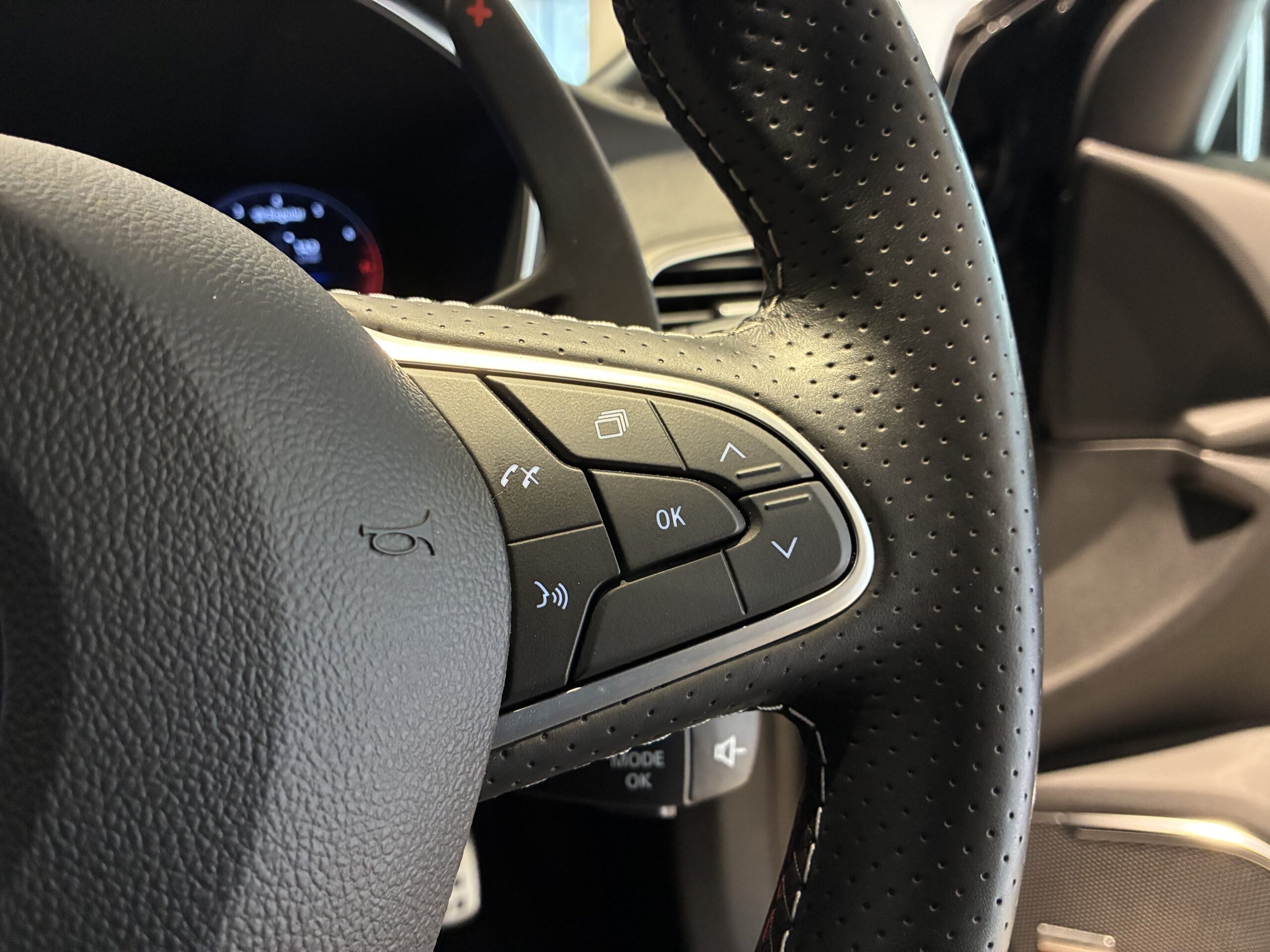 ルノー メガーヌ スポール ウルティム EDC