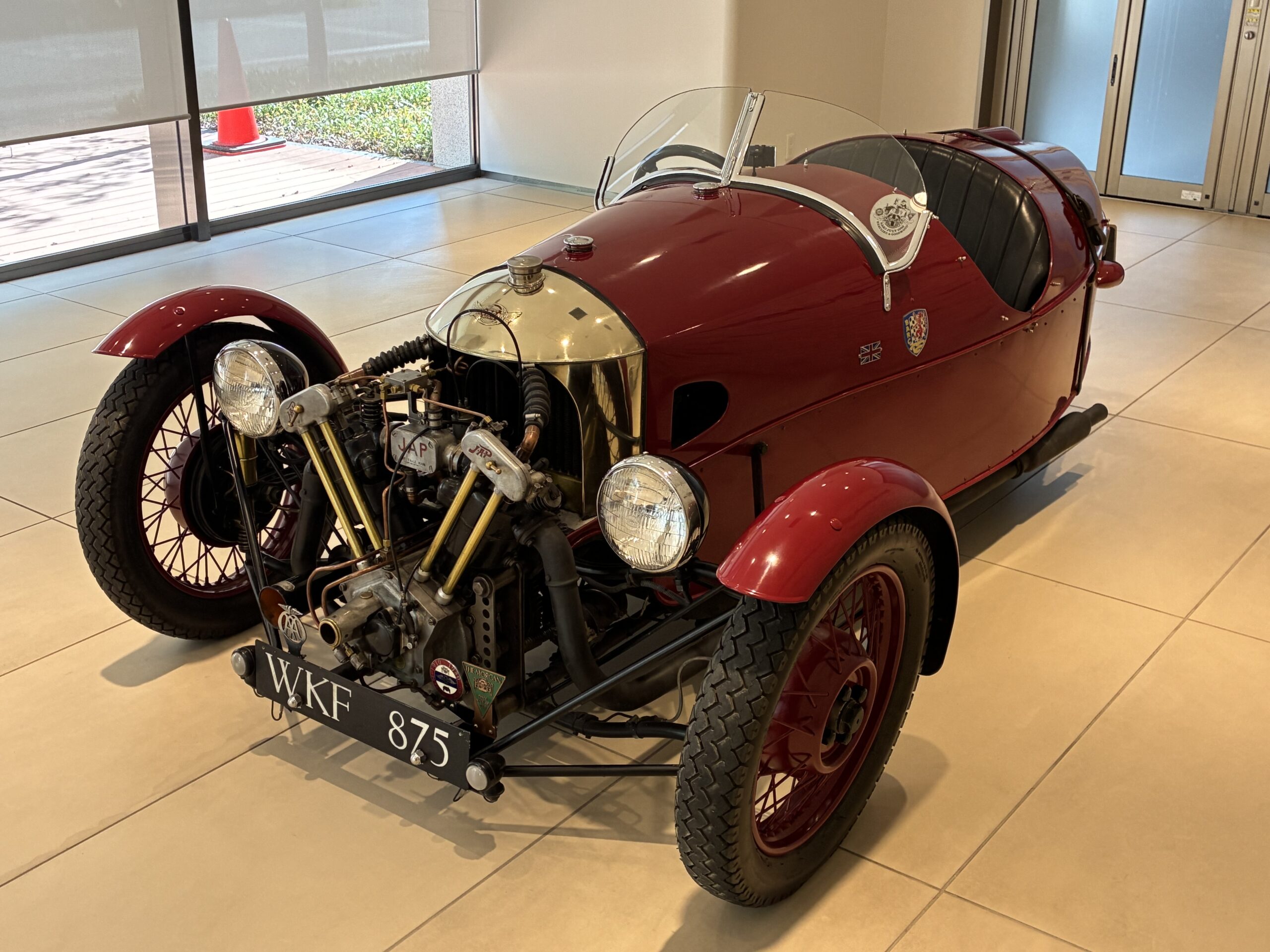 モーガンスリーホイラー　スーパースポーツ