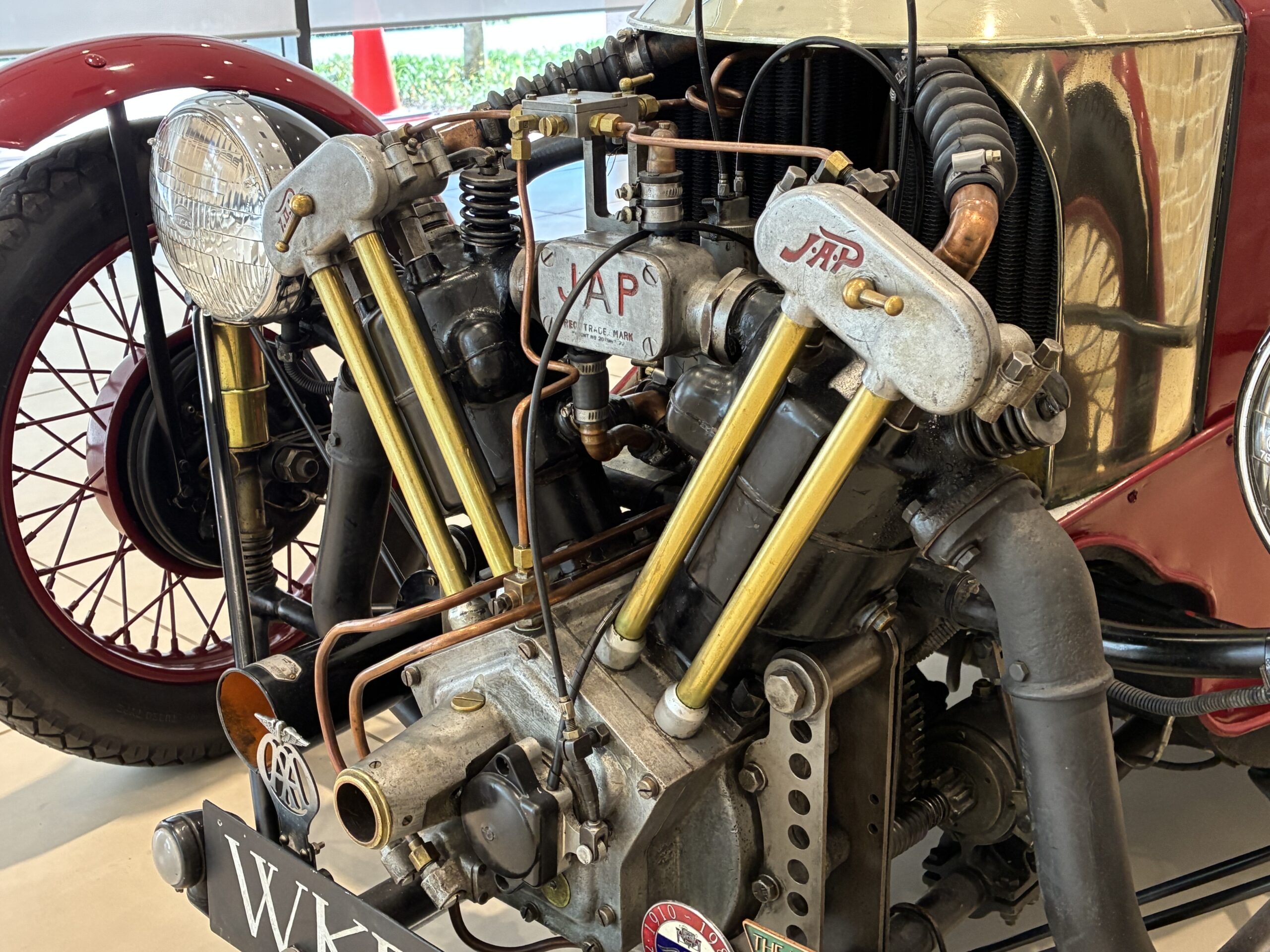 モーガンスリーホイラー　スーパースポーツ