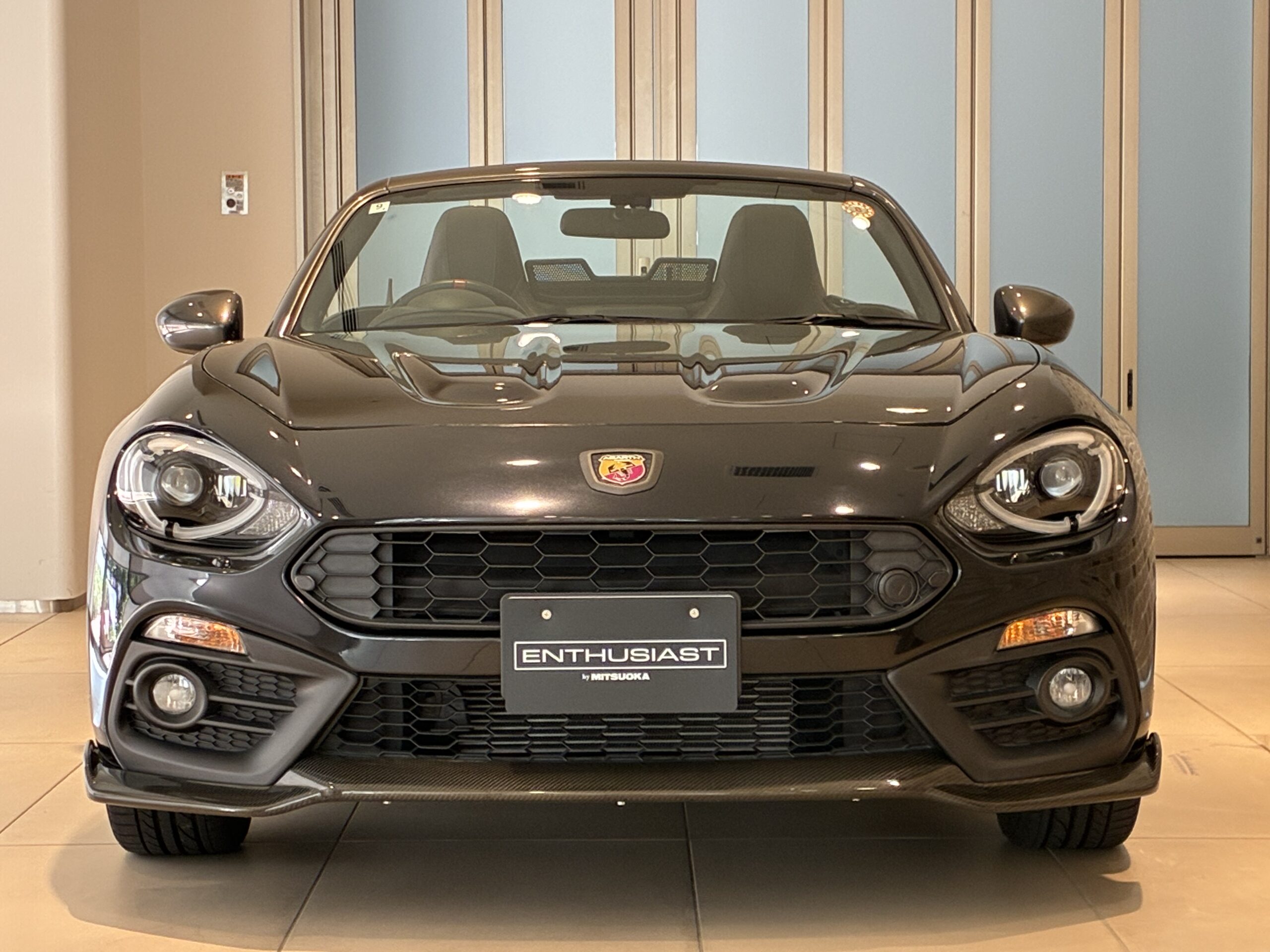 アバルト124スパイダー