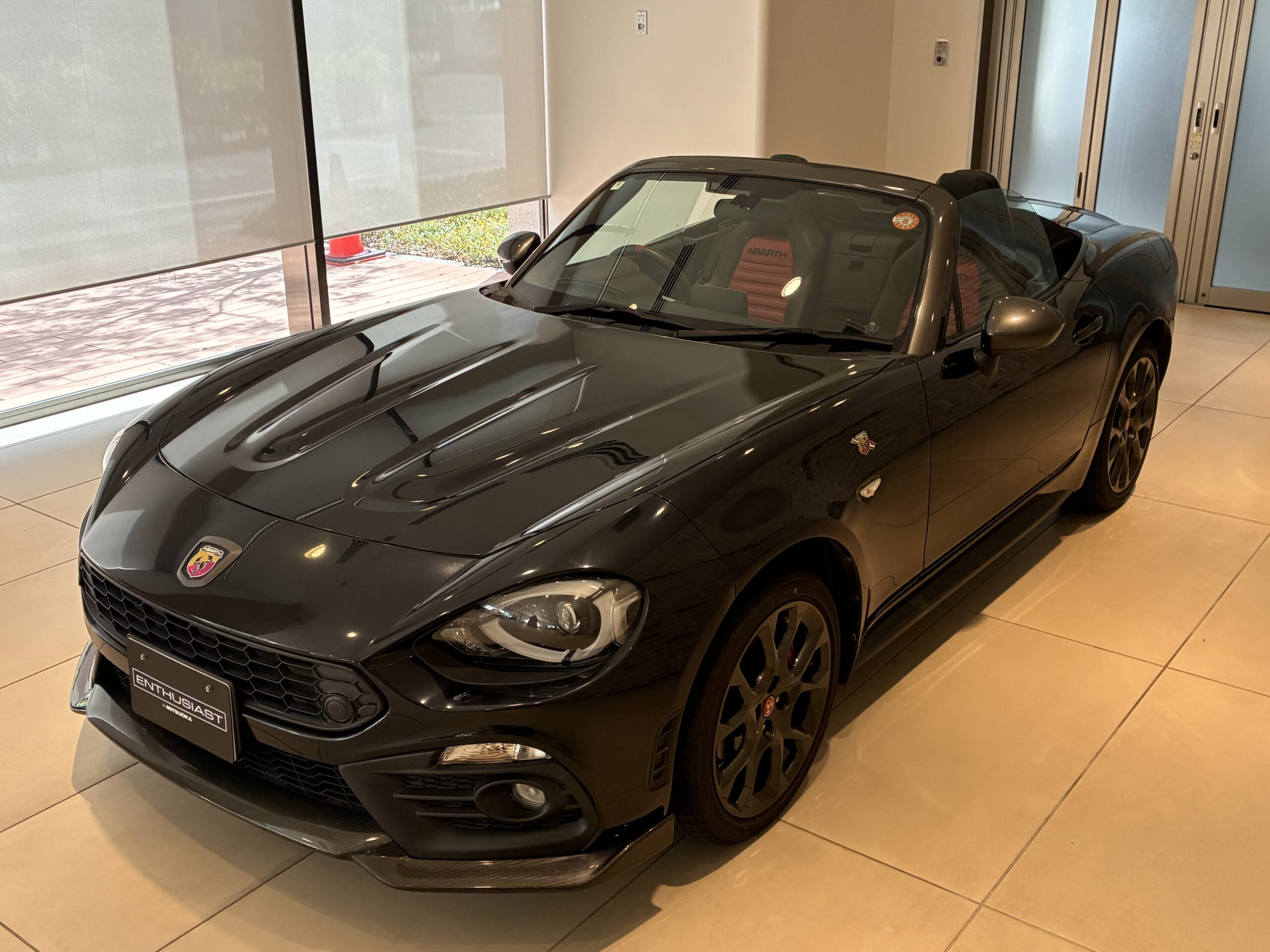 アバルト124スパイダー