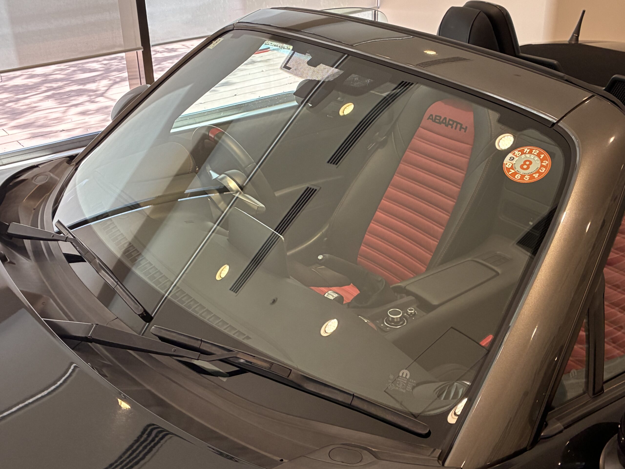 アバルト124スパイダー