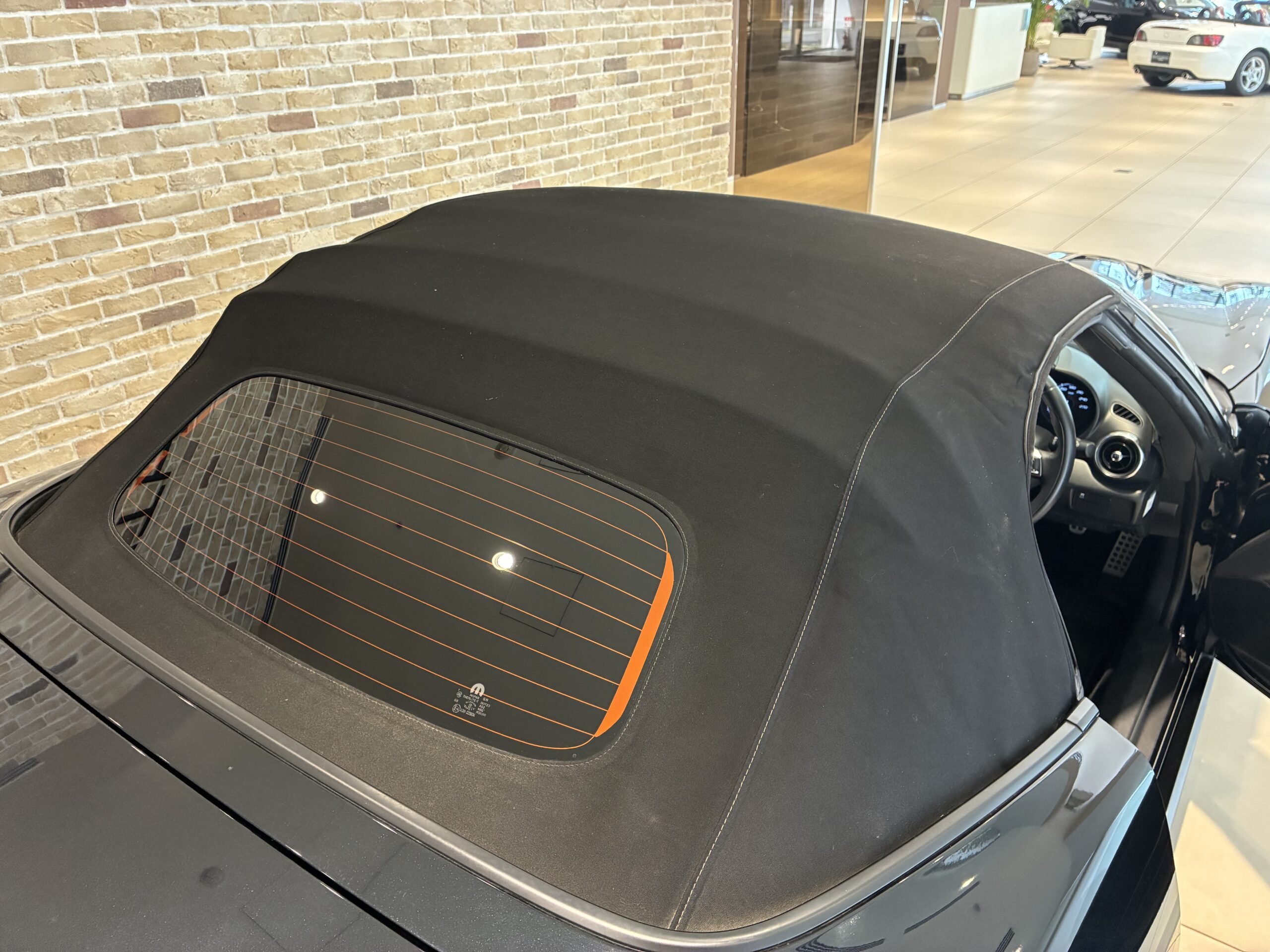 アバルト124スパイダー