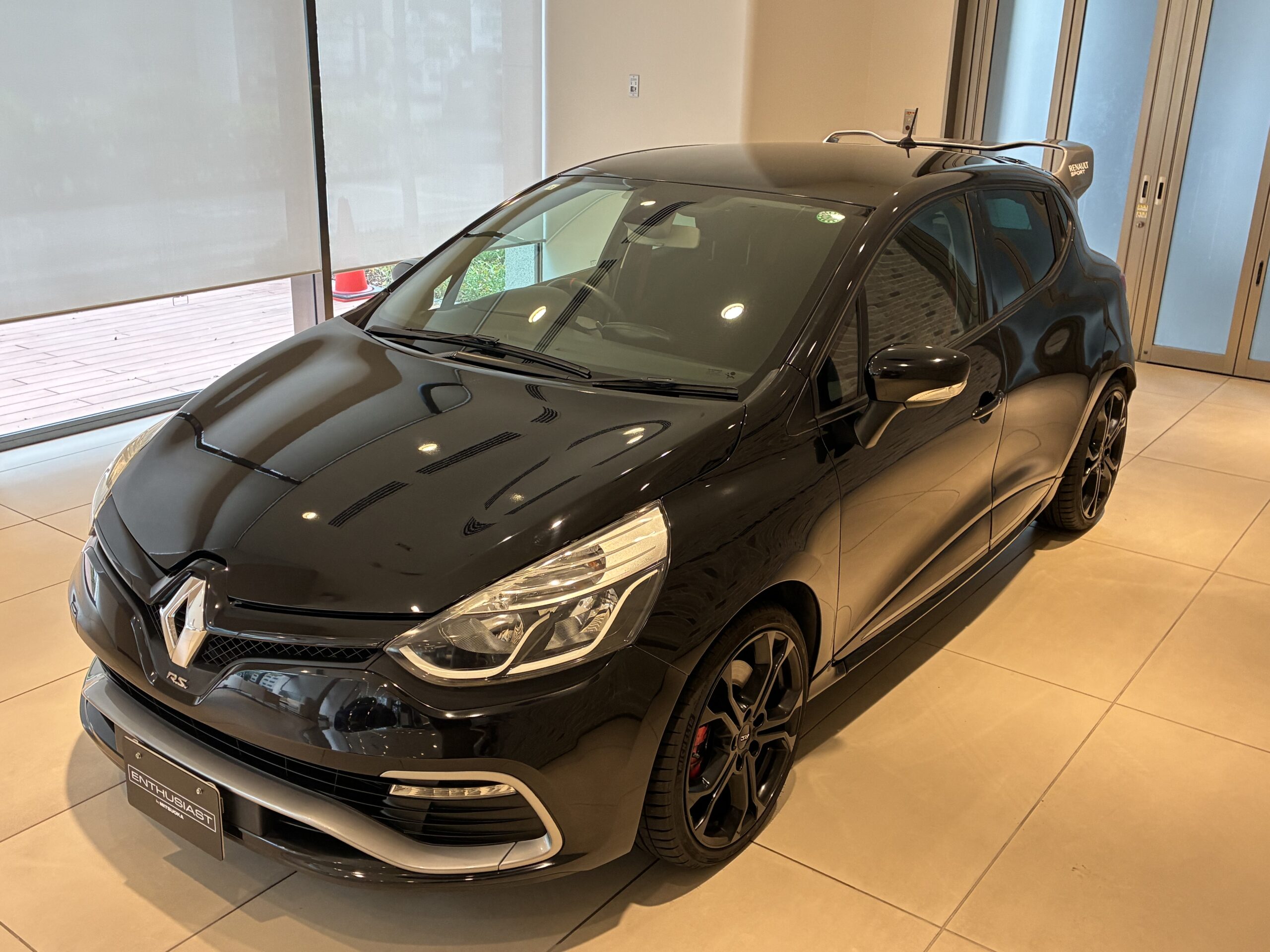 ルノー・ルーテシア・スポール シャシー スポール