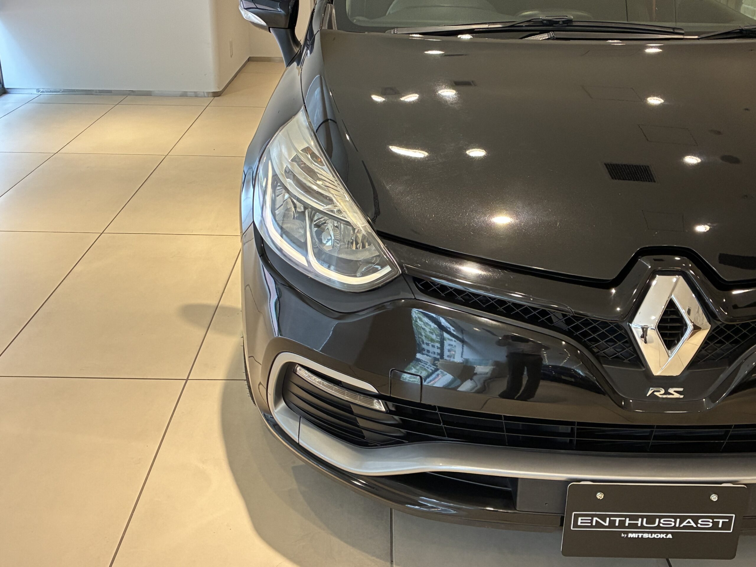 ルノー・ルーテシア・スポール シャシー スポール