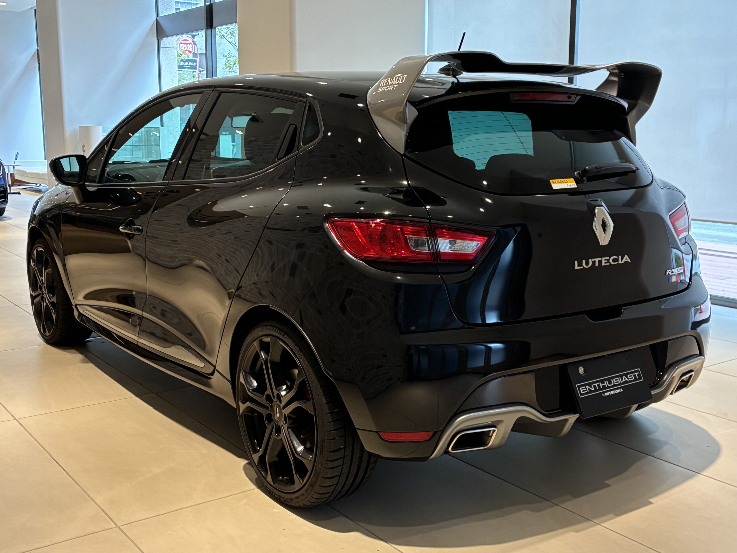 ルノー・ルーテシア・スポール シャシー スポール